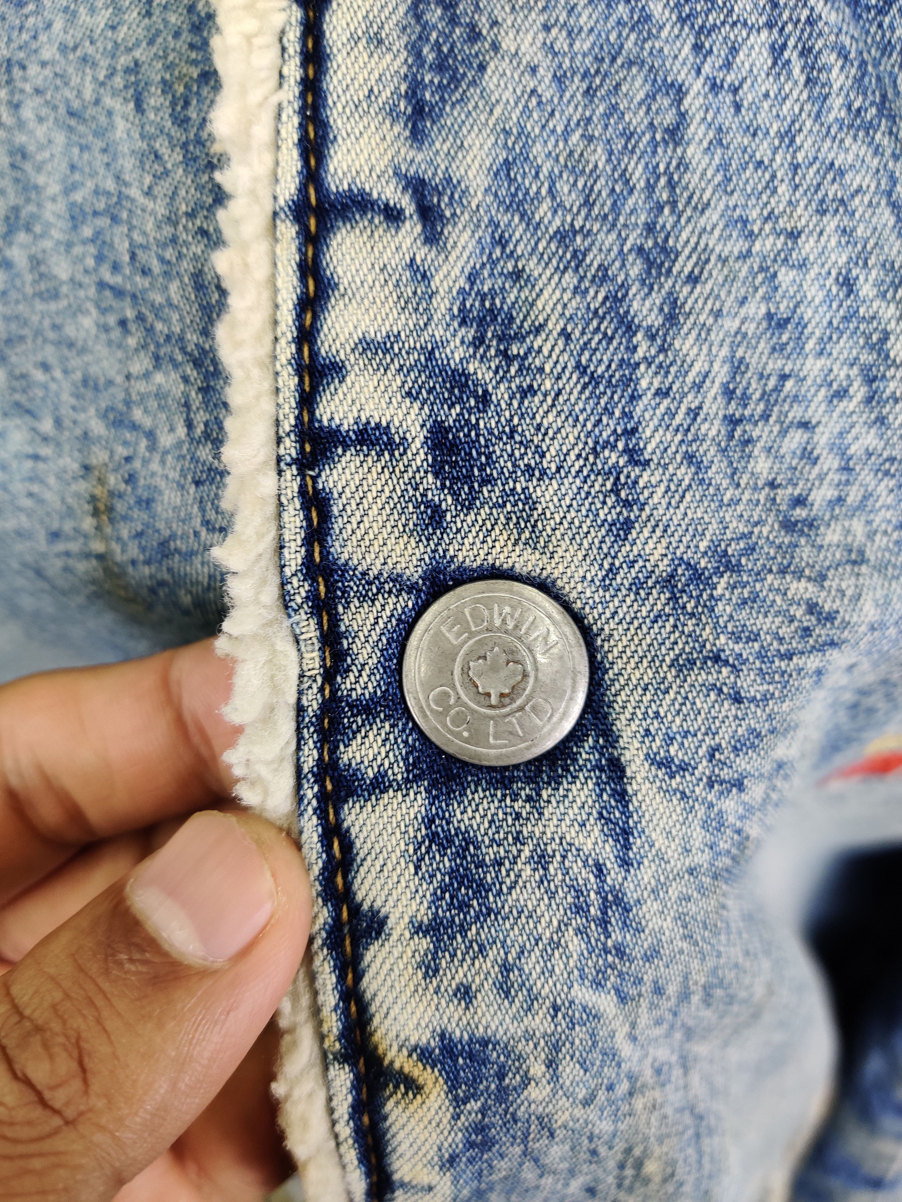 Edwin Vintage 90s Edwin Sherpa Distressed Denim Jacket Size US M / EU 48-50 / 2 - 12 Thumbnail