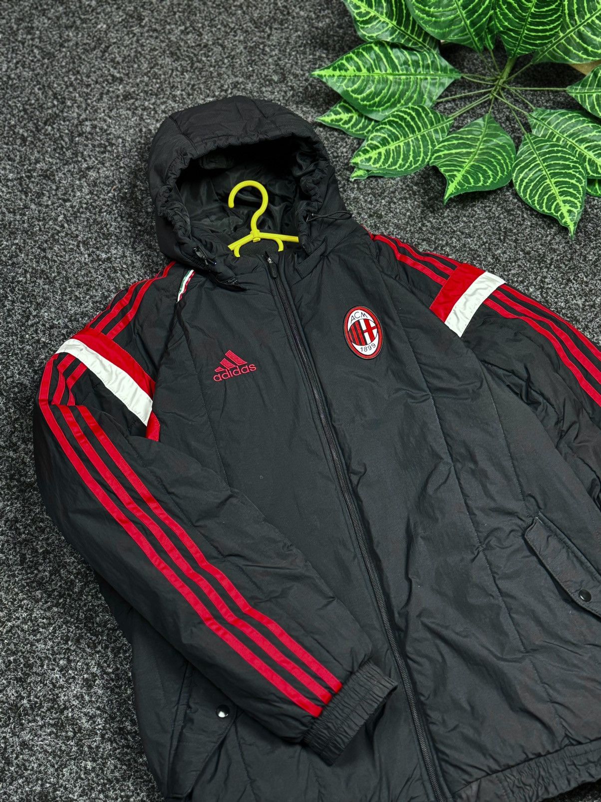 Adidas Adidas Milan Italy 🇮🇹 Jacket Winter size XL Size US XL / EU 56 / 4 - 8 Thumbnail