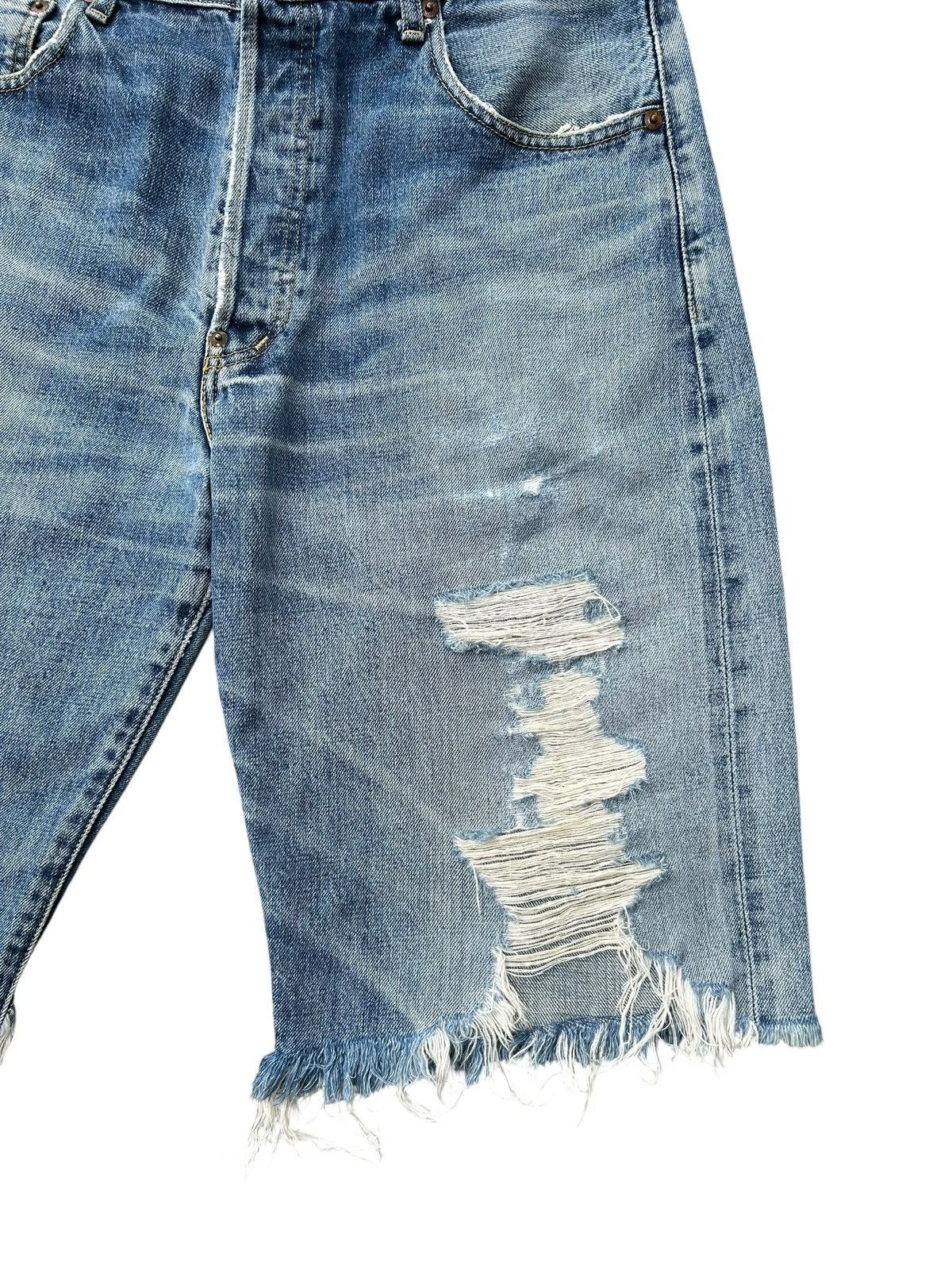 Levi's Vintage Levis Big E Selvedge Buckle Back Distressed Denim Size US 33 - 2 Thumbnail