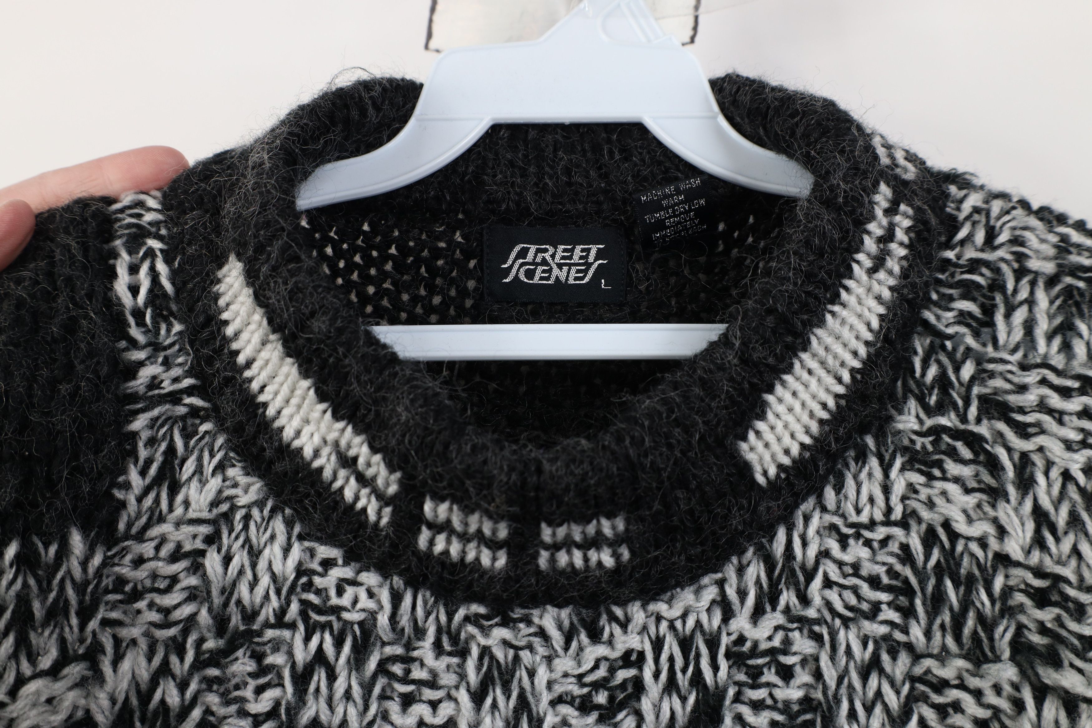 Vintage Vintage 90s Streetwear Blend Crochet Chunky Knit Sweater Size US L / EU 52-54 / 3 - 5 Thumbnail