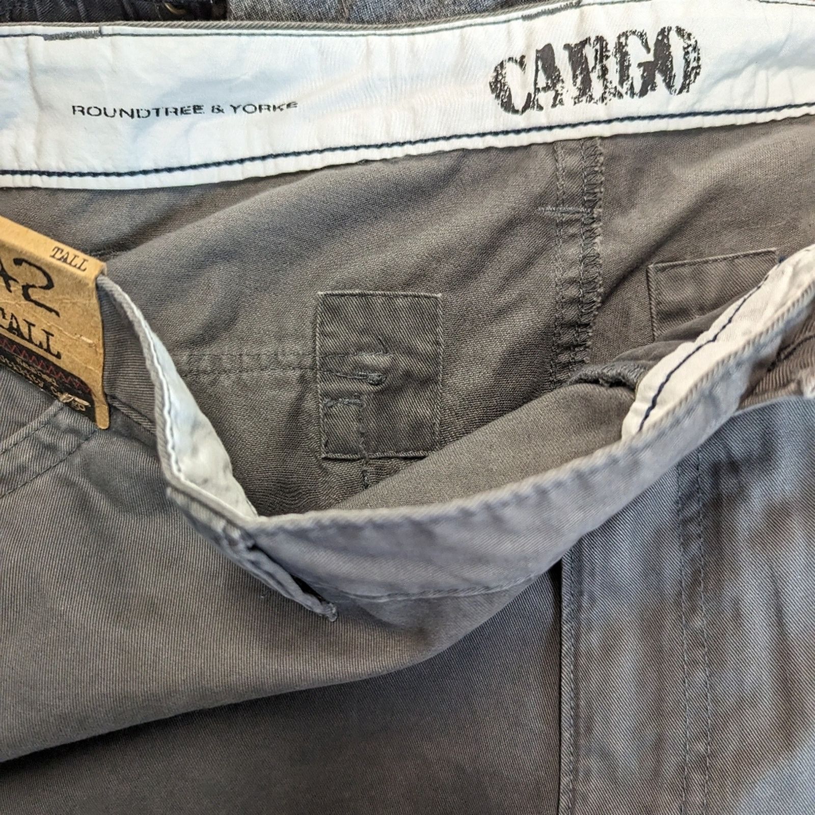 Roundtree & Yorke NWT Roundtree & Yorke Washed Utility Cargo Shorts 42x 15 Size US 42 / EU 58 - 5 Thumbnail