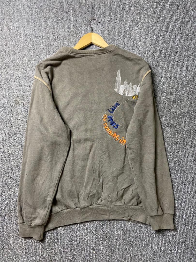 Jean Charles De Castelbajac Castelbajac Sport Crewneck Embroidered Sweatshirt (200) Size US S / EU 44-46 / 1 - 2 Thumbnail