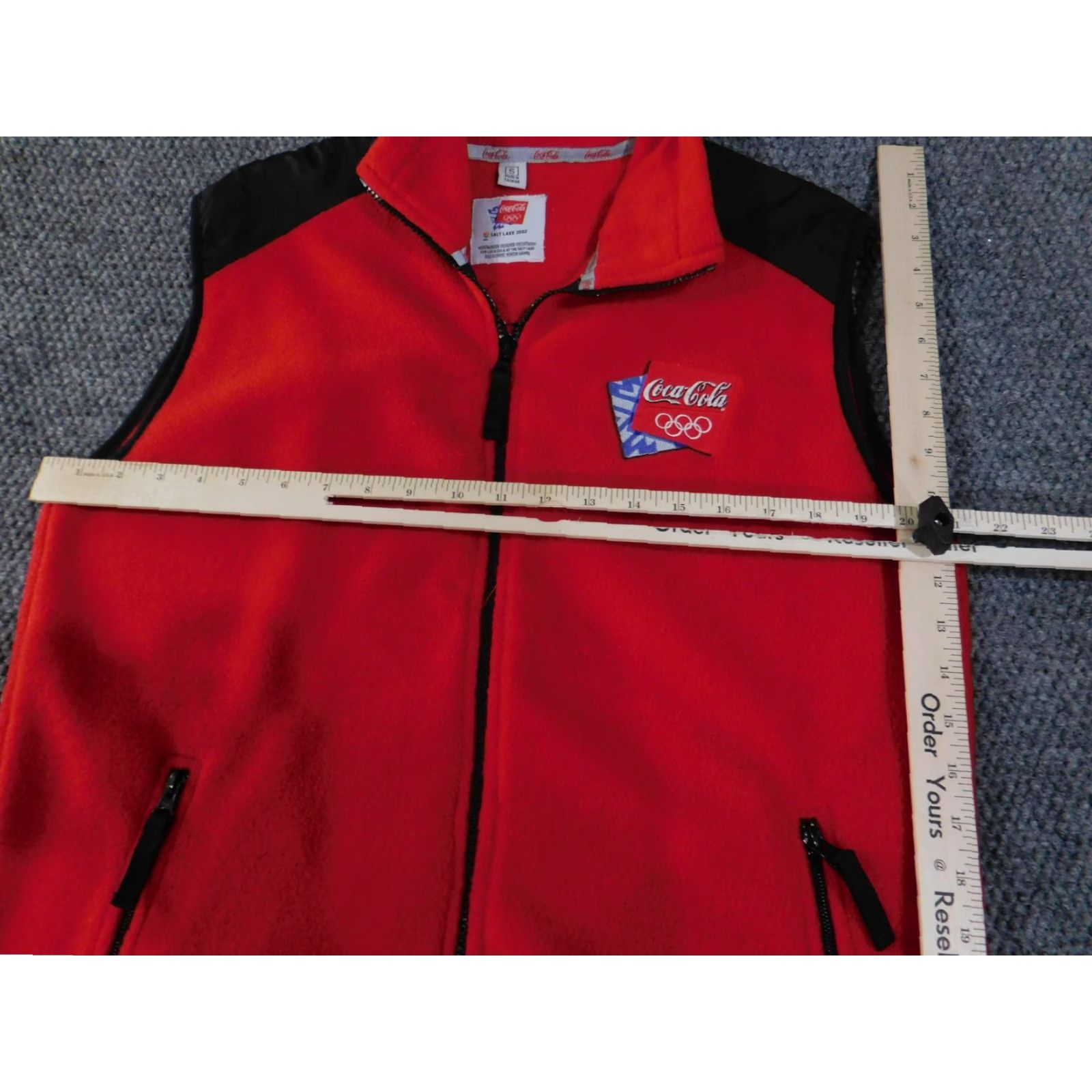 Vintage VINTAGE Coca-Cola Vest Mens Small Red Salt Lake 2002 Olympic Fleece Winter Games 90s Size US S / EU 44-46 / 1 - 5 Thumbnail