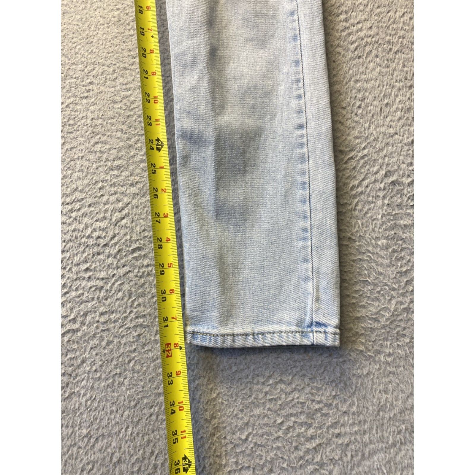 Levi's Levi’s 510 Jeans Men’s 32x32 Light Blue Mid Rise Distressed Straight Denim /0633 Size US 32 / EU 48 - 6 Thumbnail