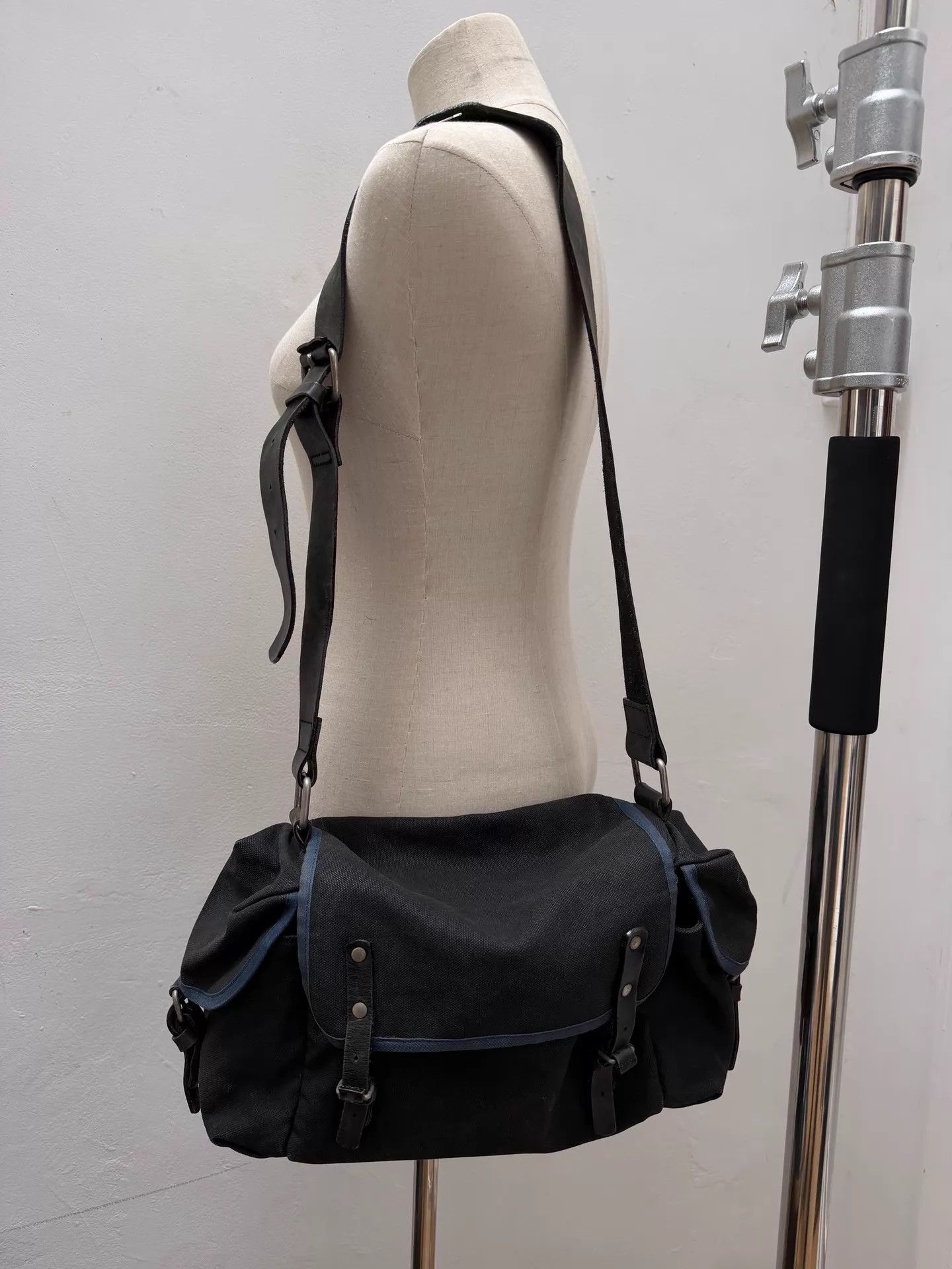 Dries Van Noten Dries Van Noten canvas messenger bag black/blue side cargo Size ONE SIZE - 6 Thumbnail
