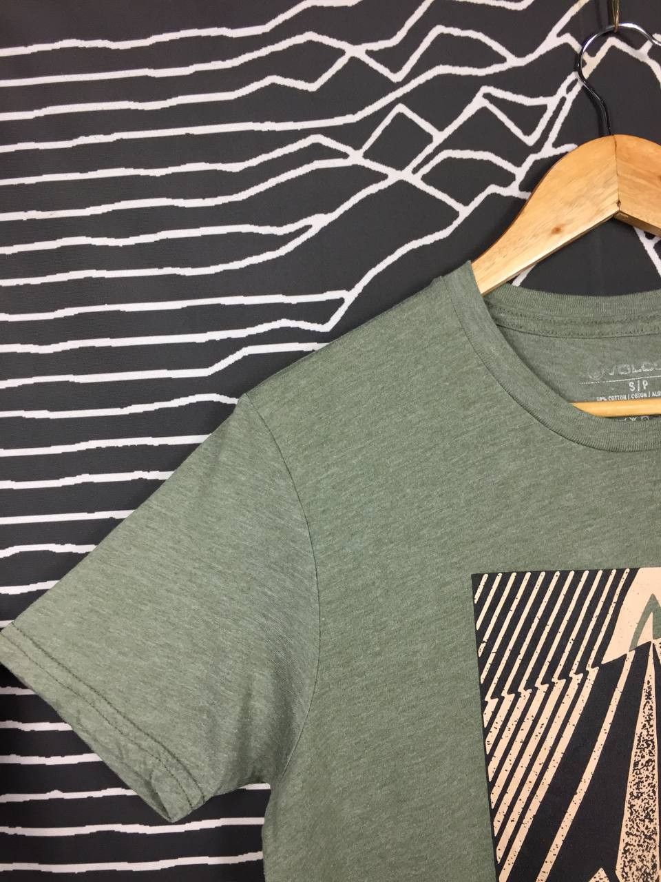 Vintage × Volcom Volcom Skateboards Geometric Big Logo Tee Size US S / EU 44-46 / 1 - 4 Thumbnail