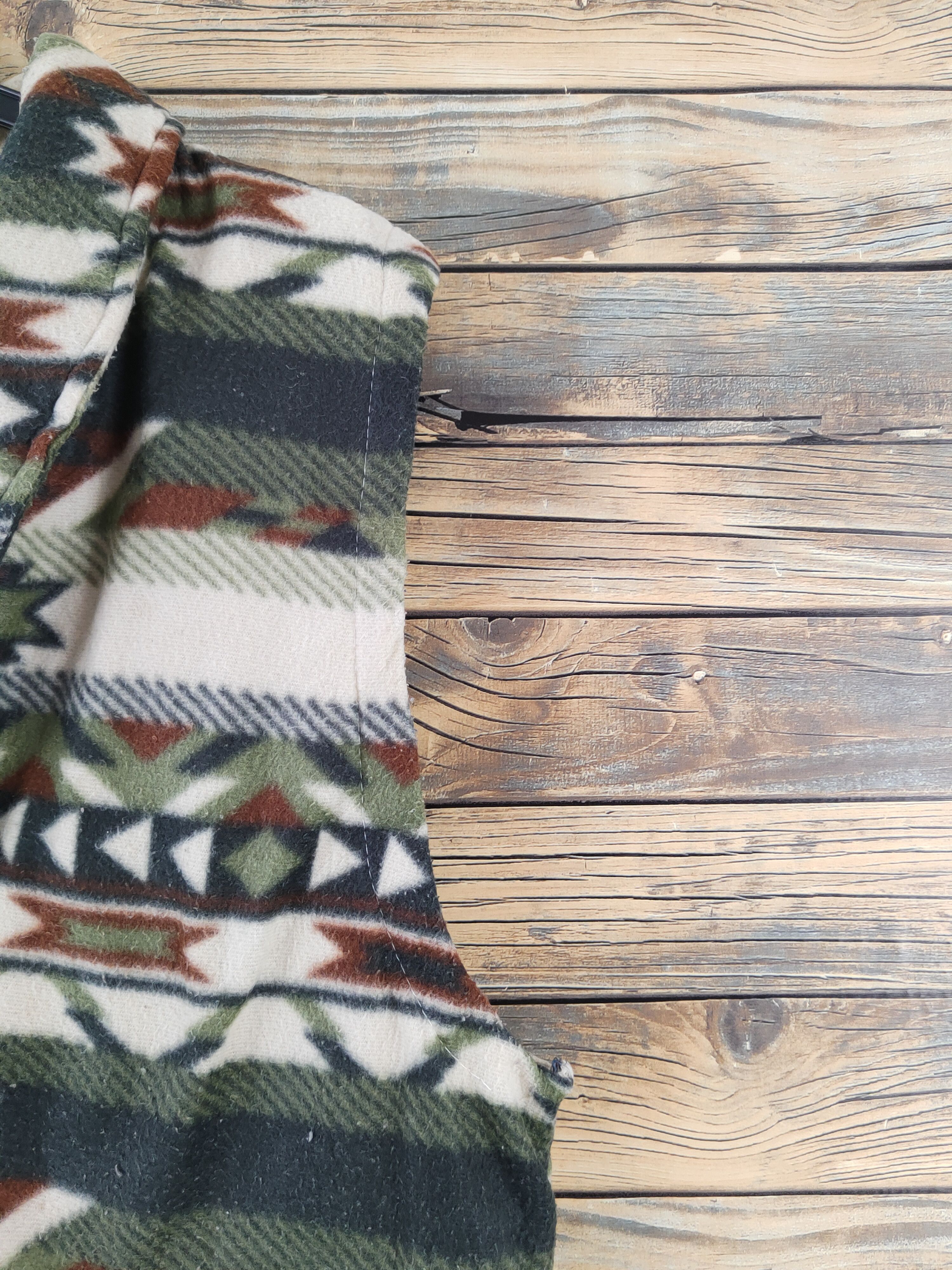 Japanese Brand × Vintage Hot Stuff 🔥 Japanese Brand Green Ivort Wool Vests Size US L / EU 52-54 / 3 - 6 Thumbnail