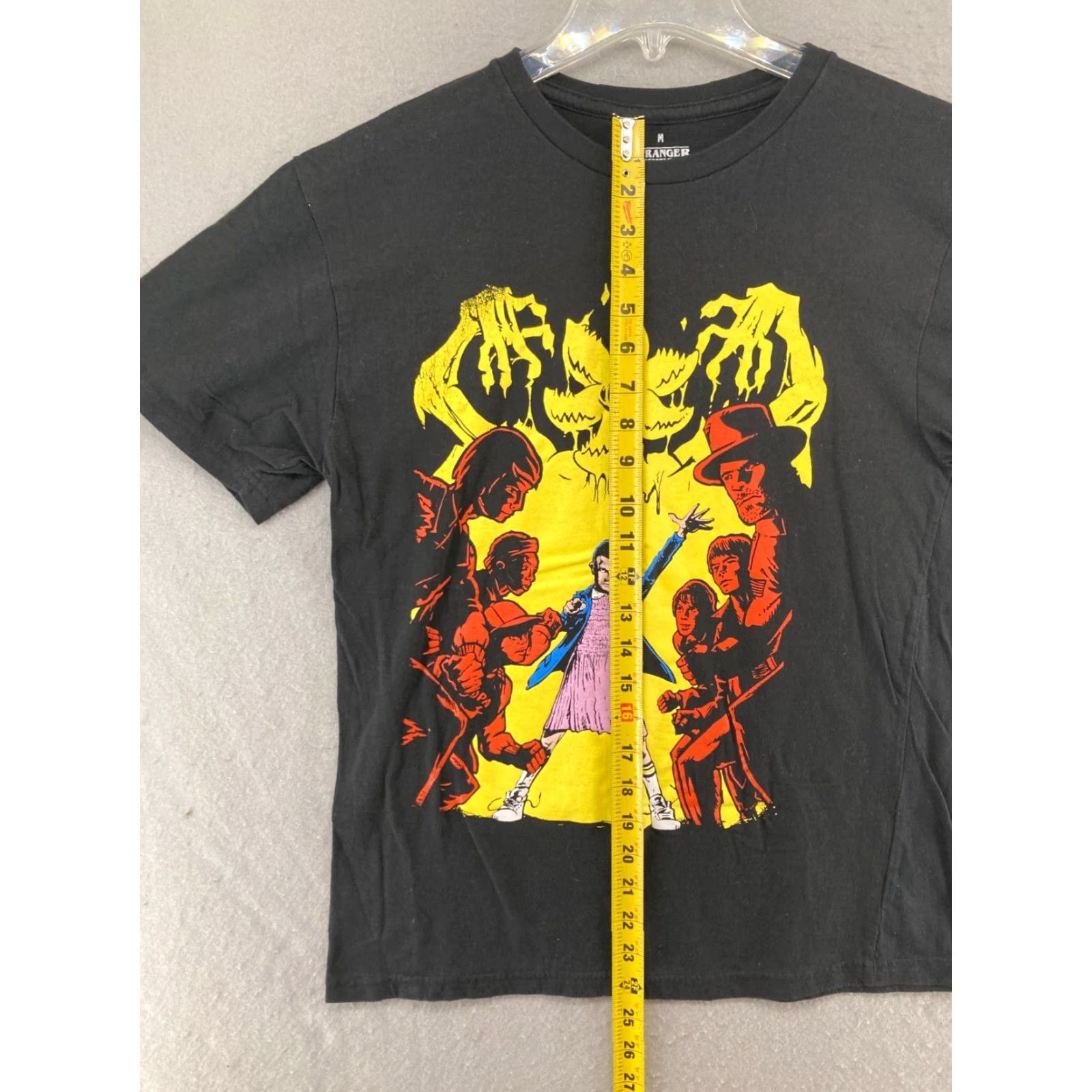 Vintage Stranger Things T-Shirt M Black Logo Crew Neck - Men - Cotton Blend - Short Sleeve - 11 Eleven Demogorgon Graphic Shirt Size US M / EU 48-50 / 2 - 4 Thumbnail