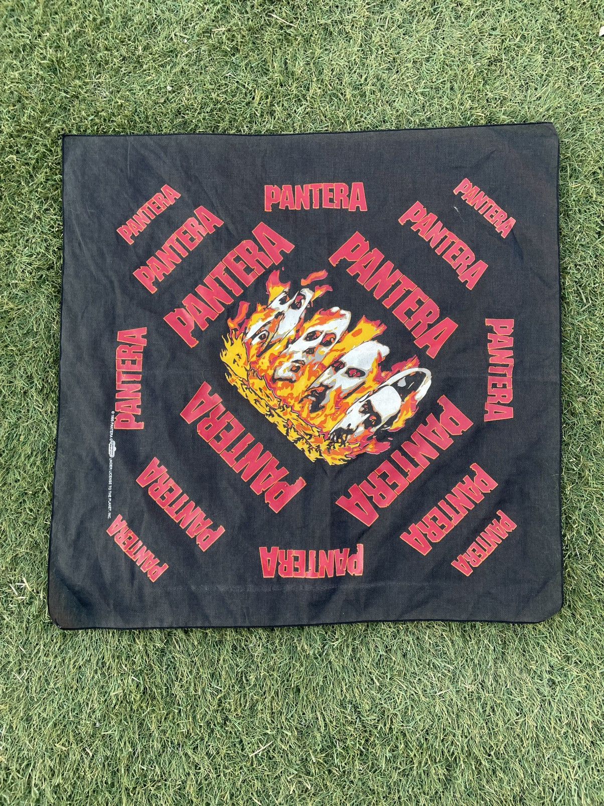 Other Vintage 1995 Band Pantera Concert Bandana 20x20 USA Size 26 - 1 Thumbnail