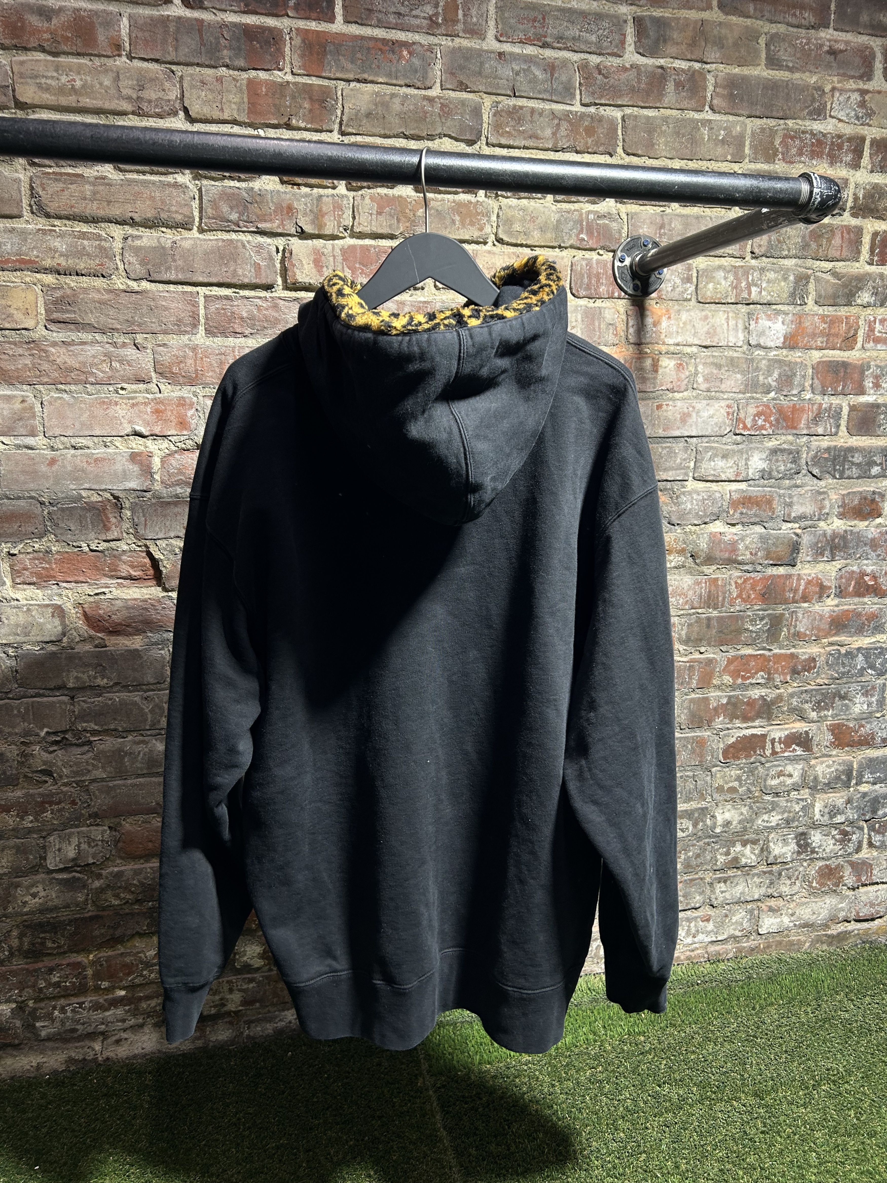 Supreme Supreme Leopard Trim Hoodie Size US XL / EU 56 / 4 - 2 Thumbnail