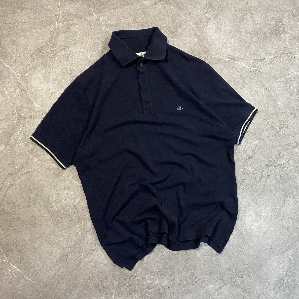 Vivienne Westwood VINTAGE VIVIENNE WESTWOOD POLO TEE SMALL LOGO Size US XL / EU 56 / 4 - 1 Thumbnail