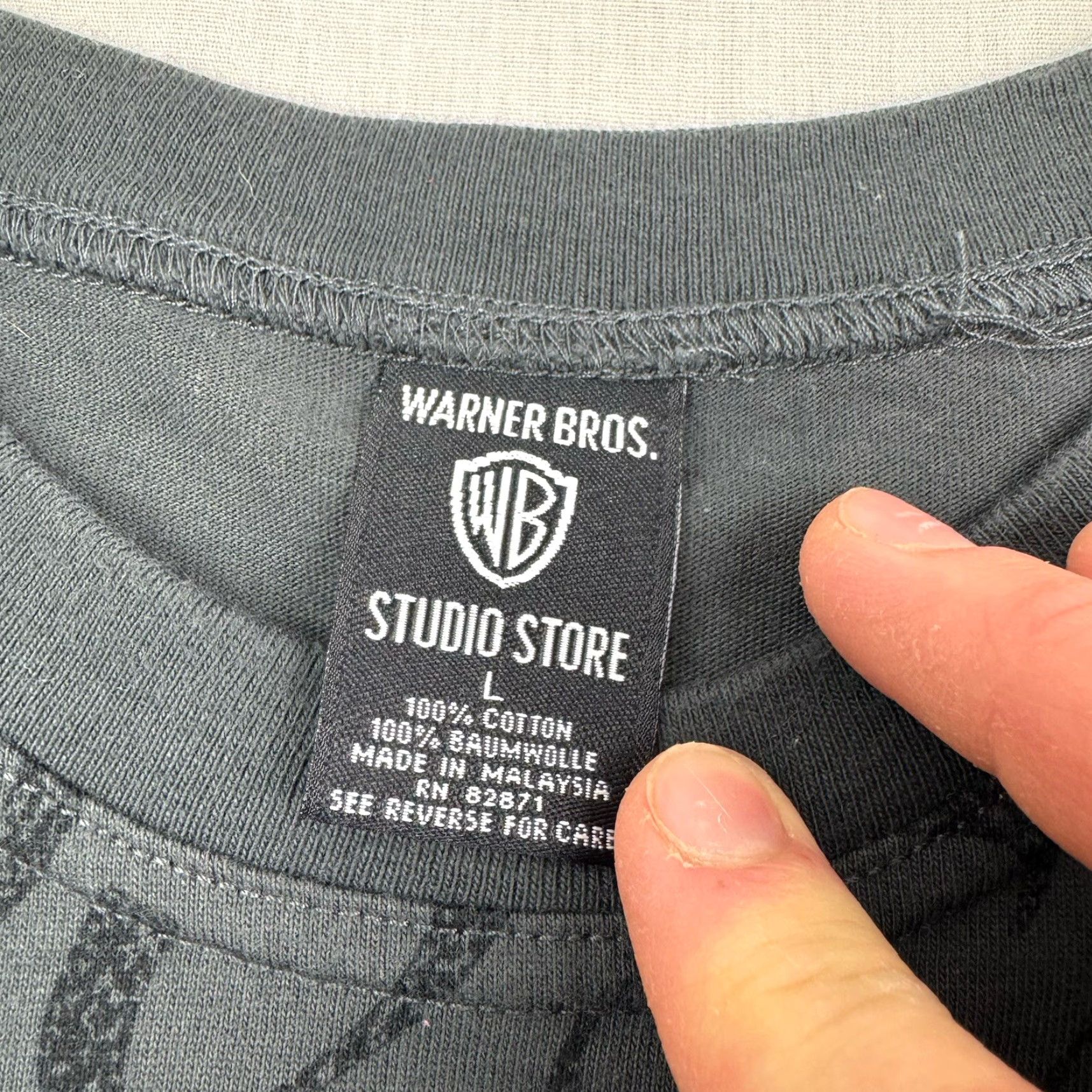 Vintage VINTAGE Warner Bros. Sport T Shirt Adult Large Gray All Over Print Graphic Size US L / EU 52-54 / 3 - 3 Thumbnail