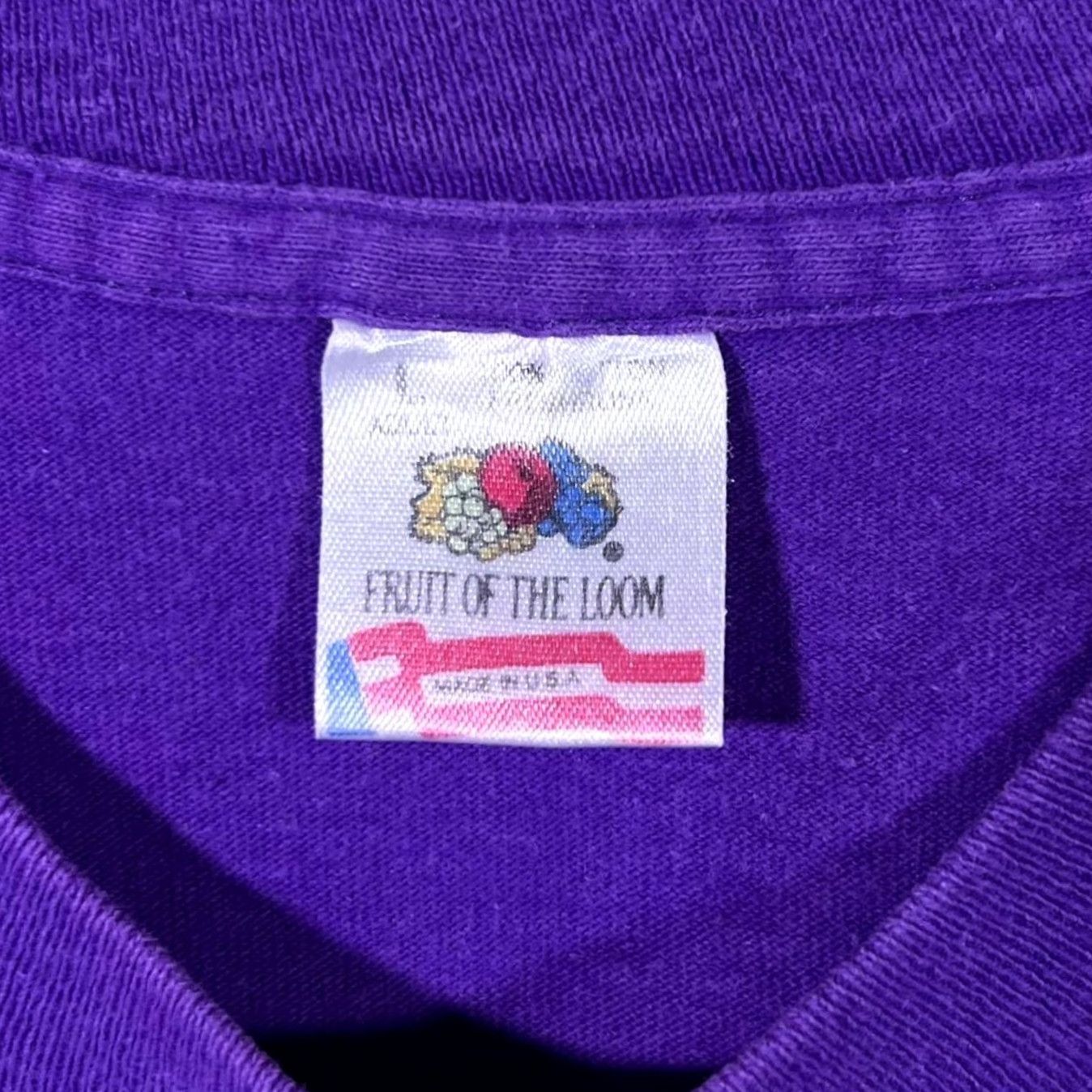 Fruit Of The Loom VINTAGE Louisville “Any Way You Say It” Tourist Purple Single Stitch T-Shirt Mens L Purple Graphic Print 90s Souvenir USA Size US L / EU 52-54 / 3 - 3 Thumbnail