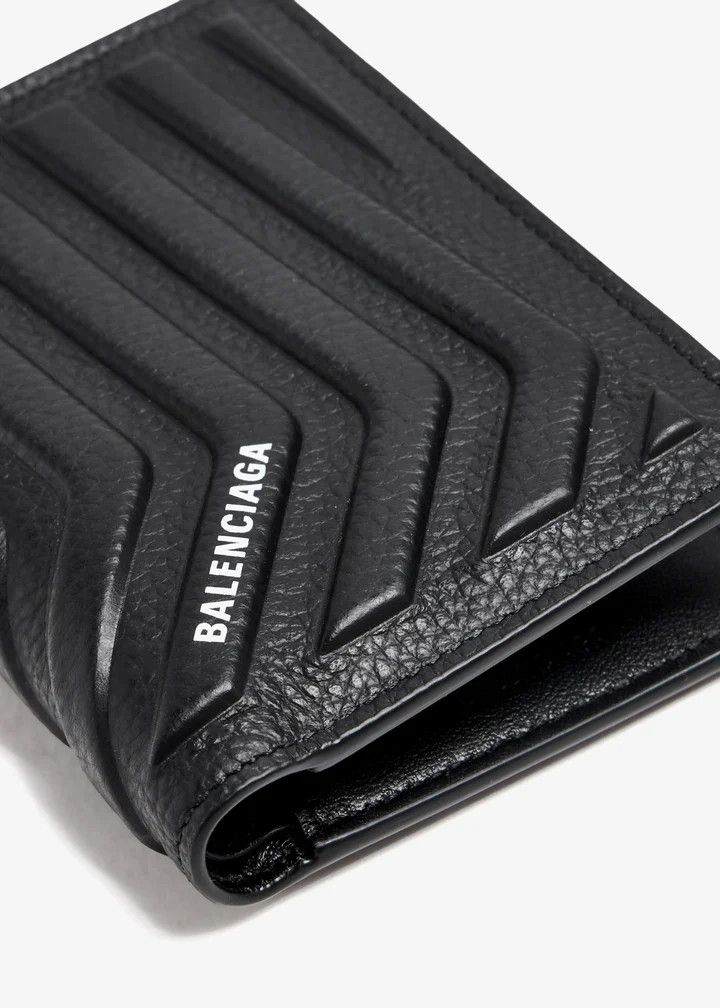 Balenciaga o1srvl11e1025 Size: OS / Car Vertical Bifold Wallet in Black Size ONE SIZE - 2 Thumbnail