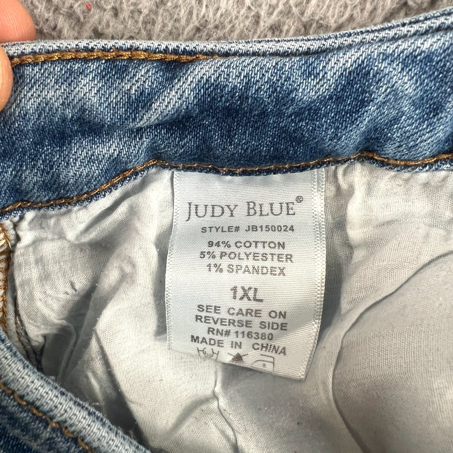 Denime Judy Blue Bermuda Shorts Women 1XL Denim Distressed Rolled Hem 7" Inseam Blue Cotton Polyester Spandex 5-Pocket Size 40" / US 18 - 7 Thumbnail