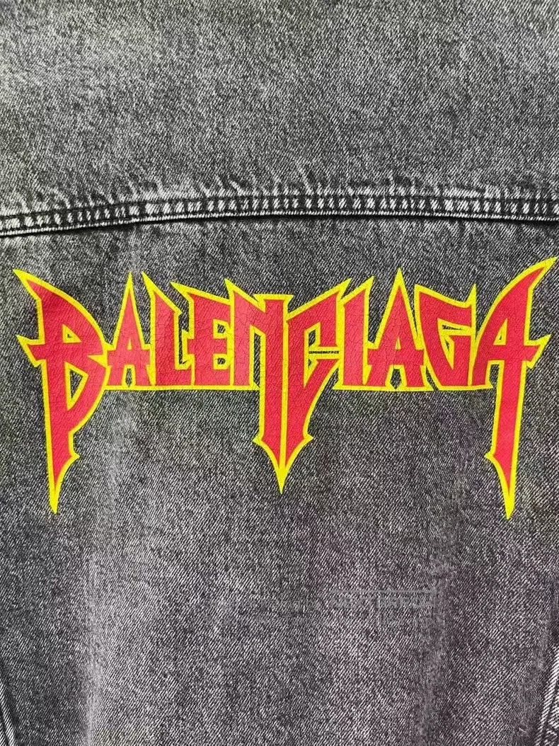 Balenciaga Balenciaga Logo Printed Collar Single-Breasted Long Sleeve Size US M / EU 48-50 / 2 - 7 Thumbnail