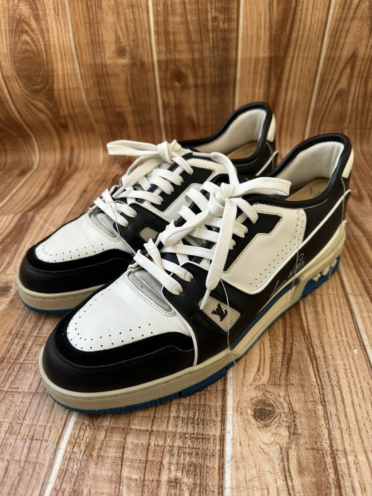 Louis Vuitton Louis Vuitton X Virgil Abloh Leather Lowtops Size US 9 / EU 42 - 3 Thumbnail