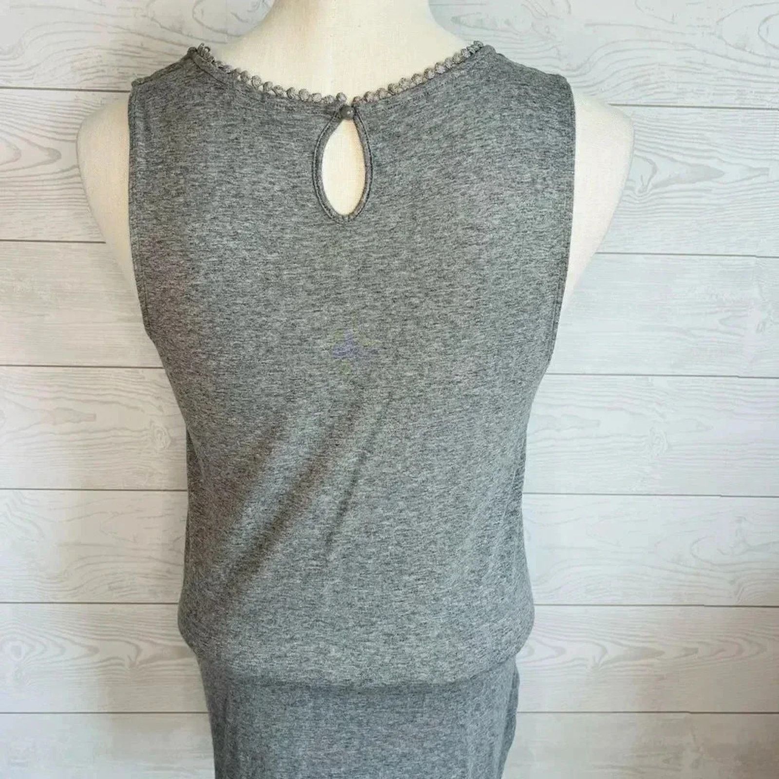 H&M H&M gray tank top with crochet panel Size Small Size S / US 4 / IT 40 - 3 Thumbnail