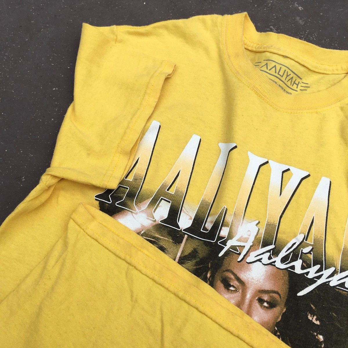 Rap Tees RARE ‼️ Aaliyah Size US S / EU 44-46 / 1 - 4 Thumbnail