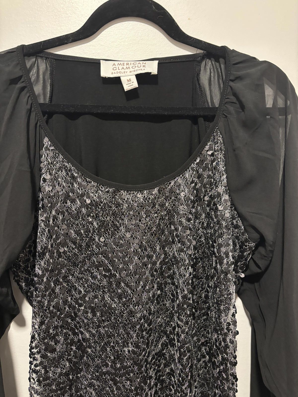 Other Badgley Mishka Navy Sequin and Chiffon Sleeve Blouse Size M / US 6-8 / IT 42-44 - 5 Thumbnail