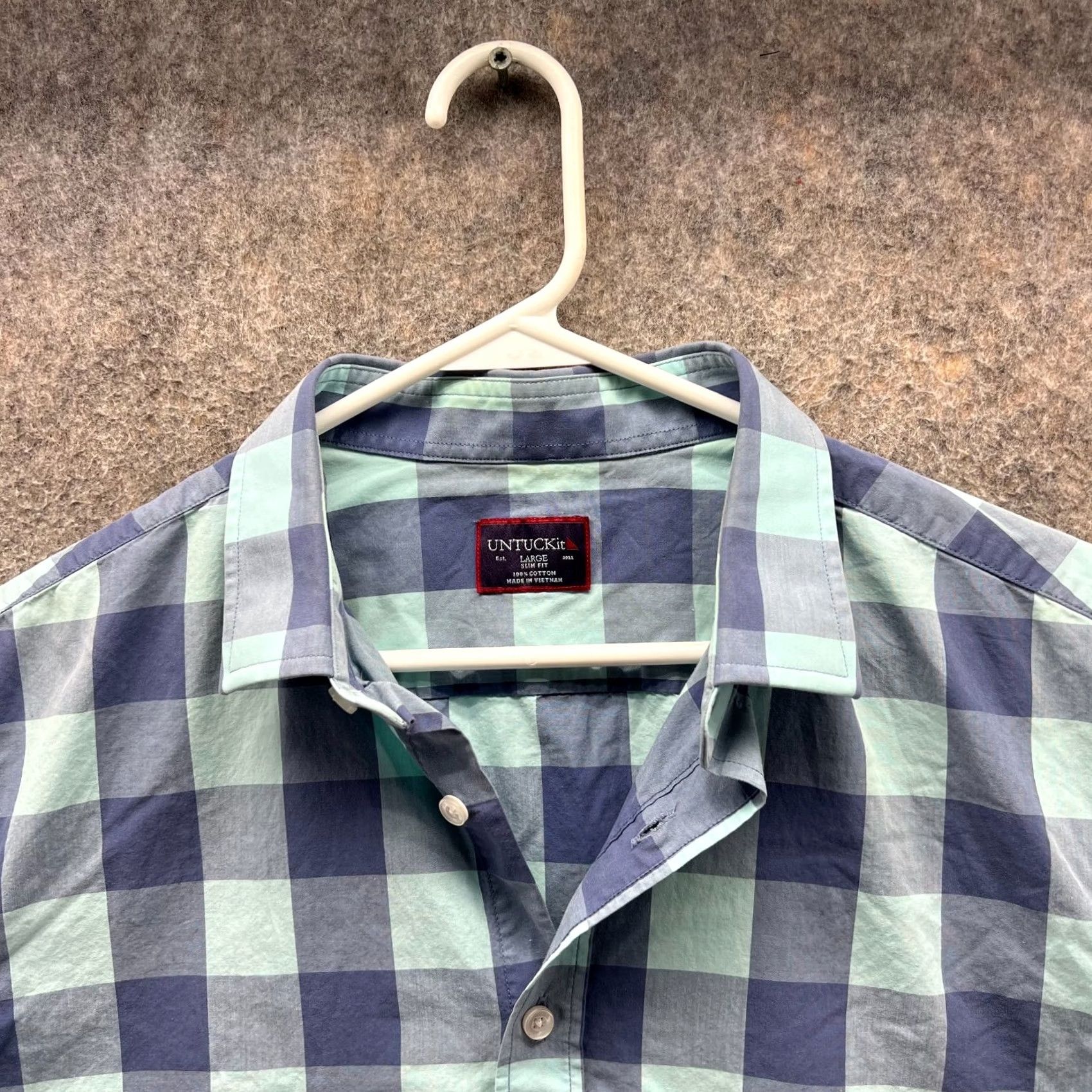 UNTUCKit UNTUCKit Shirt Men Large Adult Blue Checkered Button Down Short Sleeve Slim Fit Vintage Size US L / EU 52-54 / 3 - 3 Thumbnail
