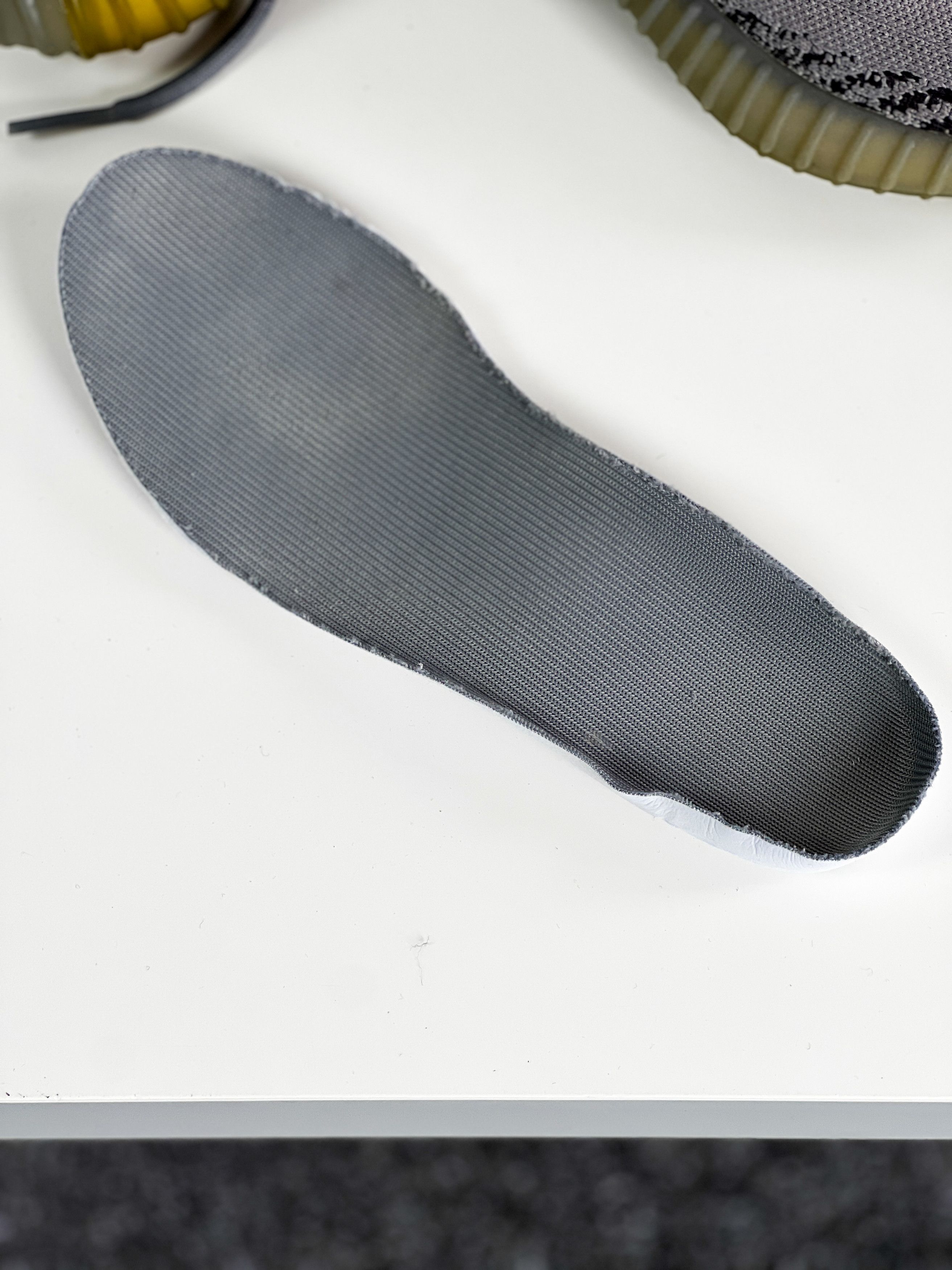Adidas × Kanye West Adidas Yeezy Boost 350 V2 Beluga 2.0 W Size US 7.5 / IT 37.5 - 13 Thumbnail