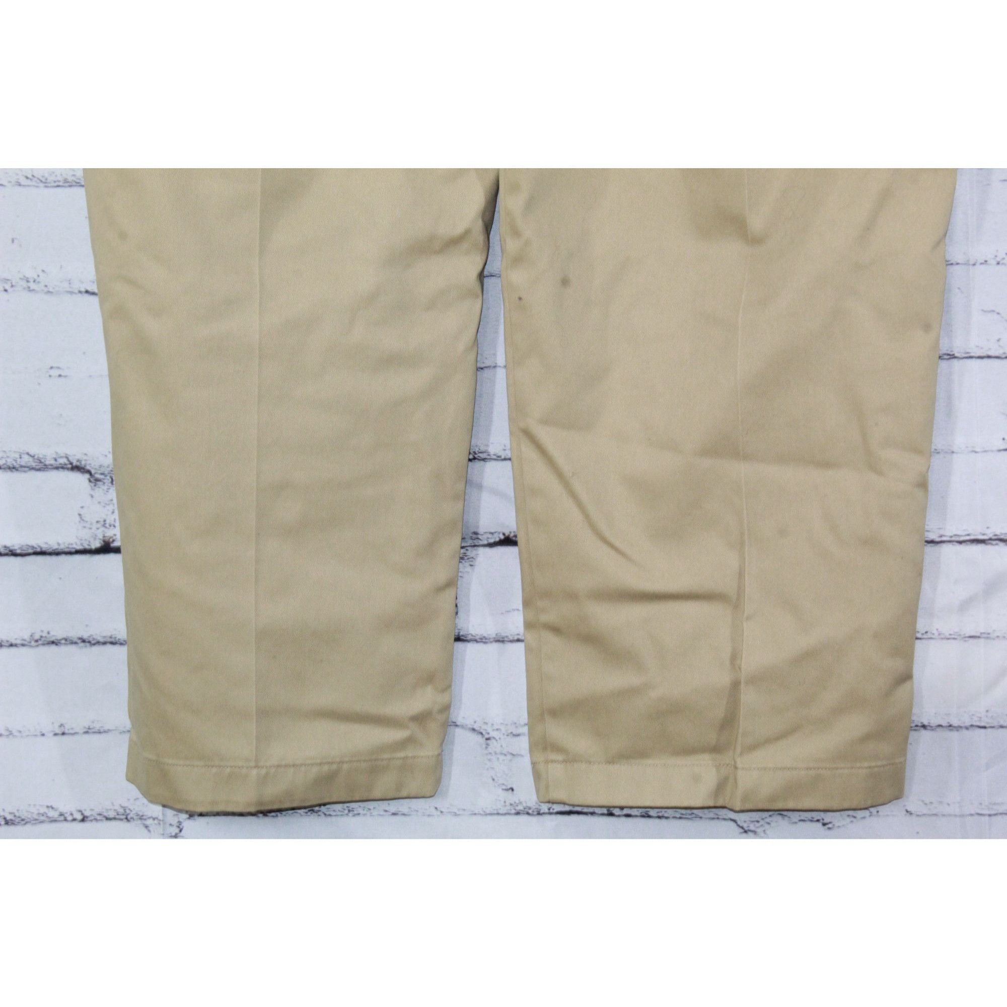 L.L. Bean LL Bean Men Wrinkle Free Chinos Hidden Comfort Khaki Dress Size US 42 / EU 58 - 12 Thumbnail