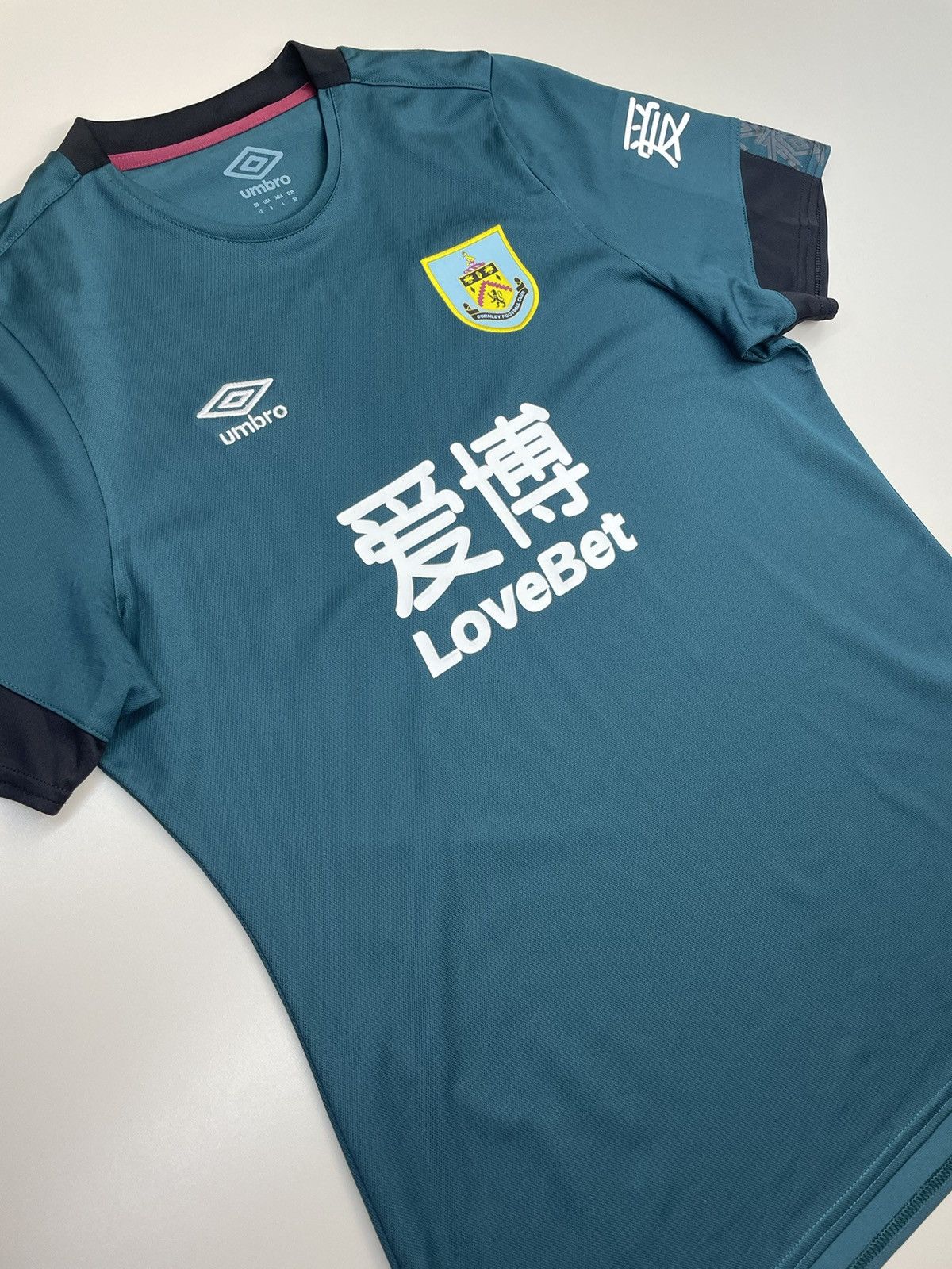 Umbro Burnley 2019-20 Third Jersey - Women's L Size Size L / US 10 / IT 46 - 5 Thumbnail