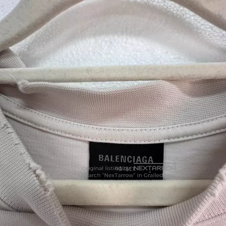 Balenciaga Balenciaga Black and White Striped T-Shirt, Size L Size US L / EU 52-54 / 3 - 5 Thumbnail