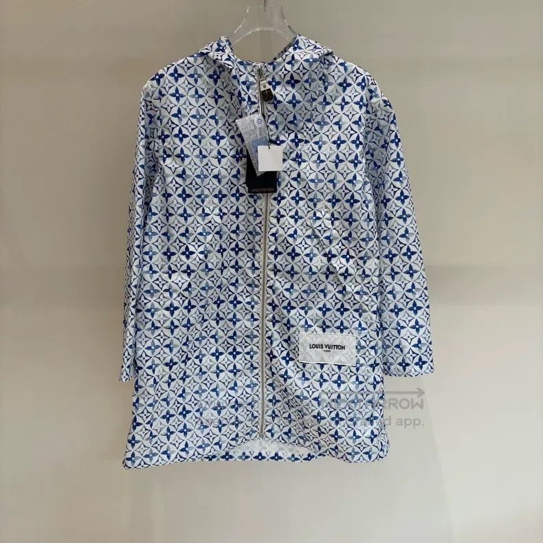 Louis Vuitton Louis Vuitton Monogram Resort Four Leaf Clover Jacket Size XS / US 0-2 / IT 36-38 - 1 Thumbnail
