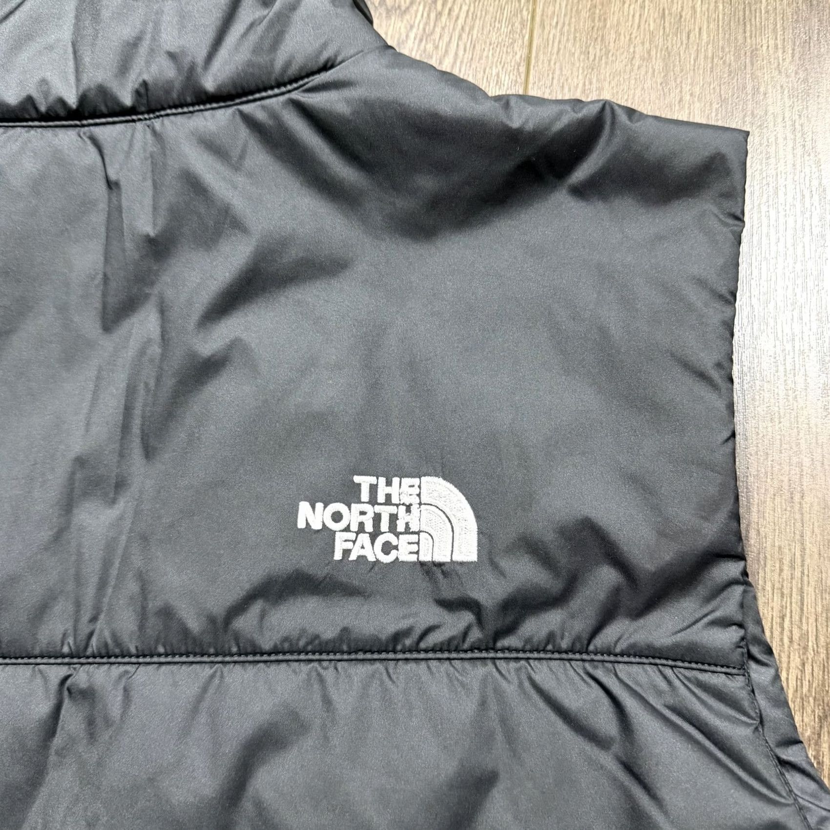 The North Face VINTAGE? No — North Face Puffer Vest Mens L Black Insulated Zip Pockets (Note: unchanged) Size US L / EU 52-54 / 3 - 6 Thumbnail