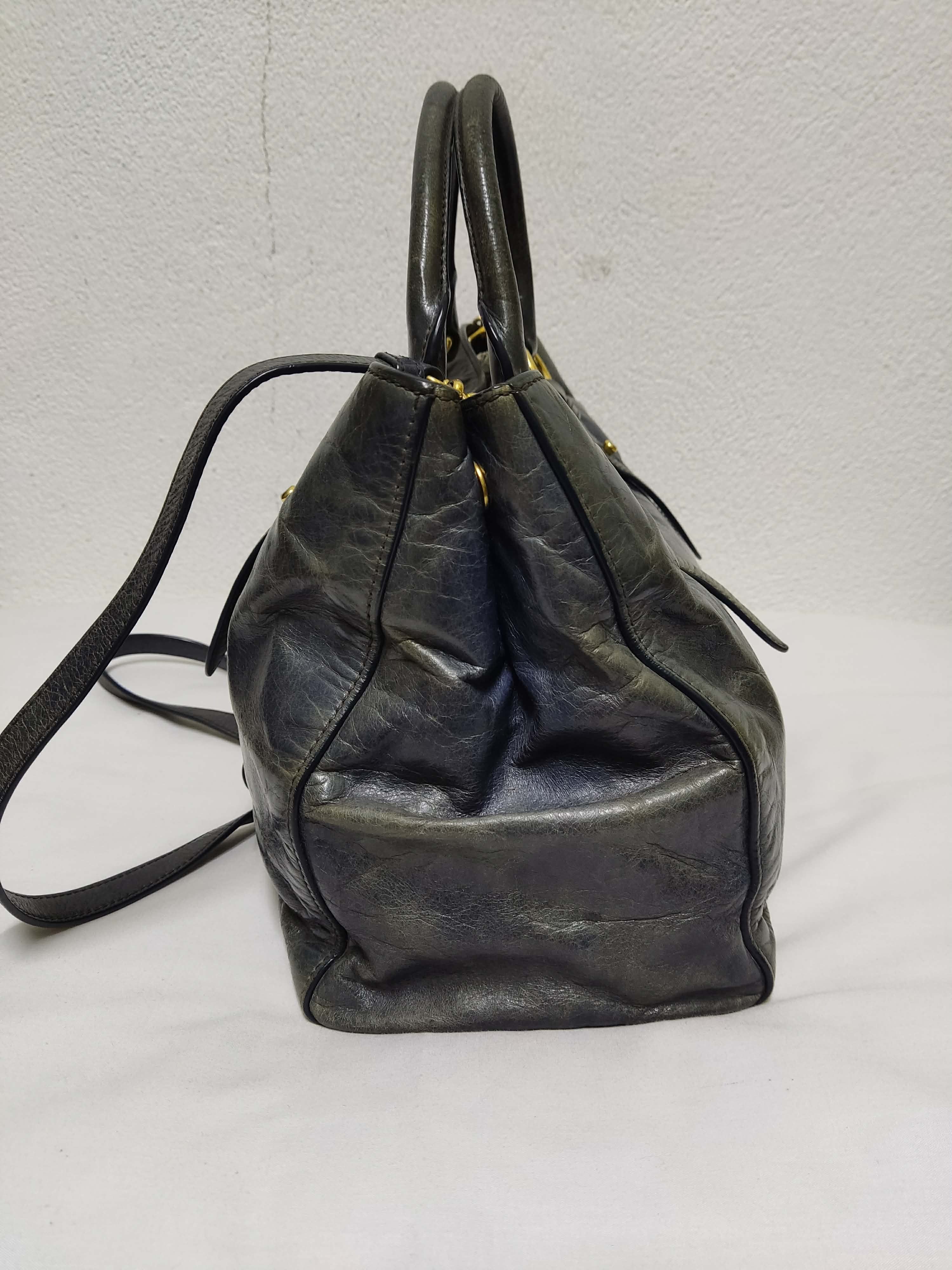 Miu Miu Authentic MIU MIU Vitello Lux Leather Handbag / Tote Bag Size ONE SIZE - 3 Thumbnail