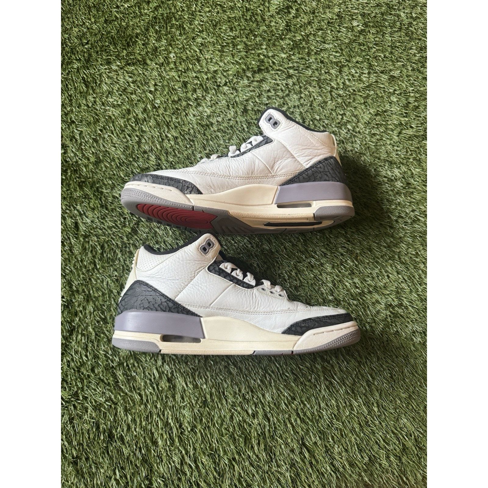 Jordan Brand Air Jordan 3 Retro Cement Grey Size 8 Men’s Size US 8 / EU 41 - 2 Thumbnail