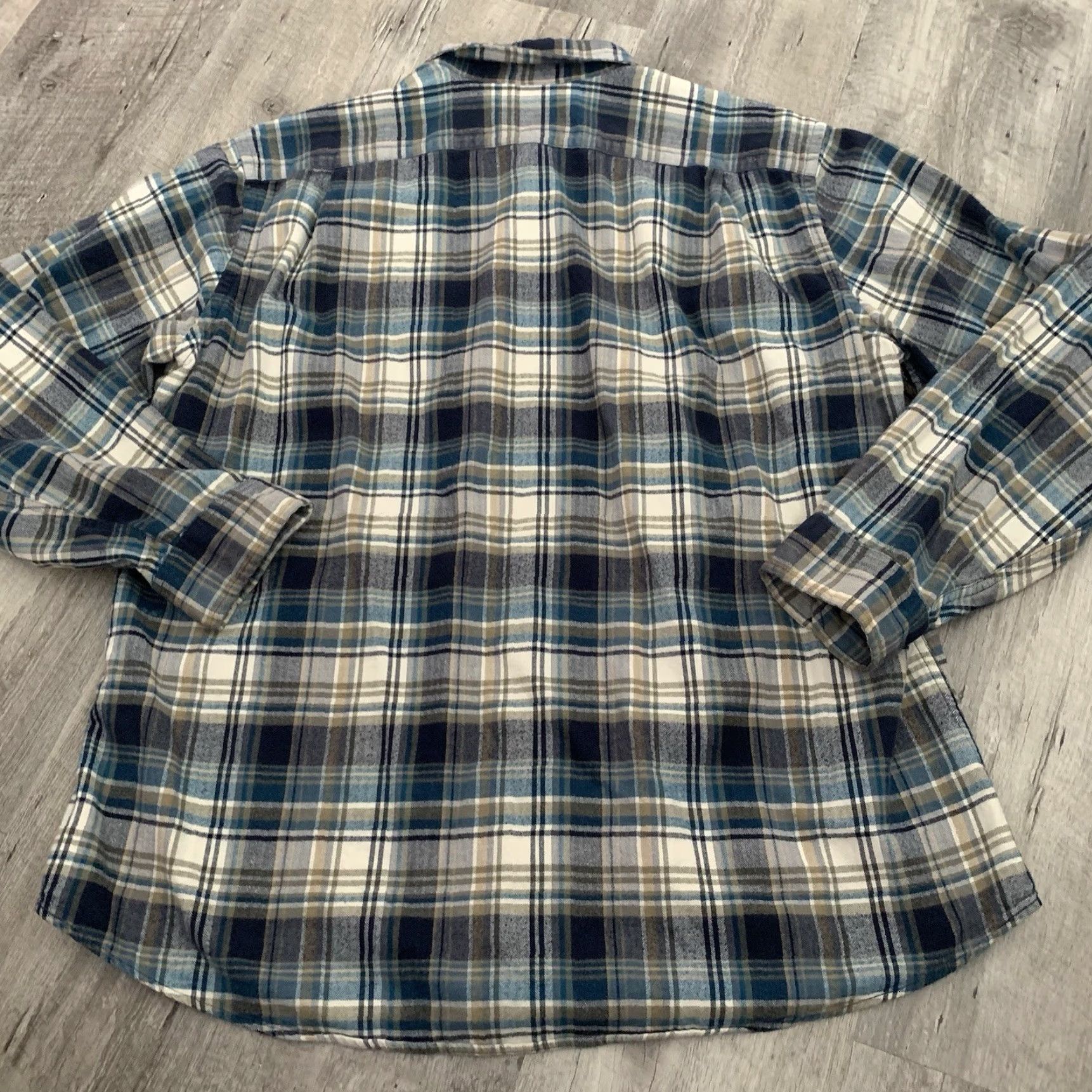 Eddie Bauer Eddie Bauer Shirt Mens Large Flannel Blue Cream Plaid Button-Up Collared Relaxed Casual Size US L / EU 52-54 / 3 - 5 Thumbnail