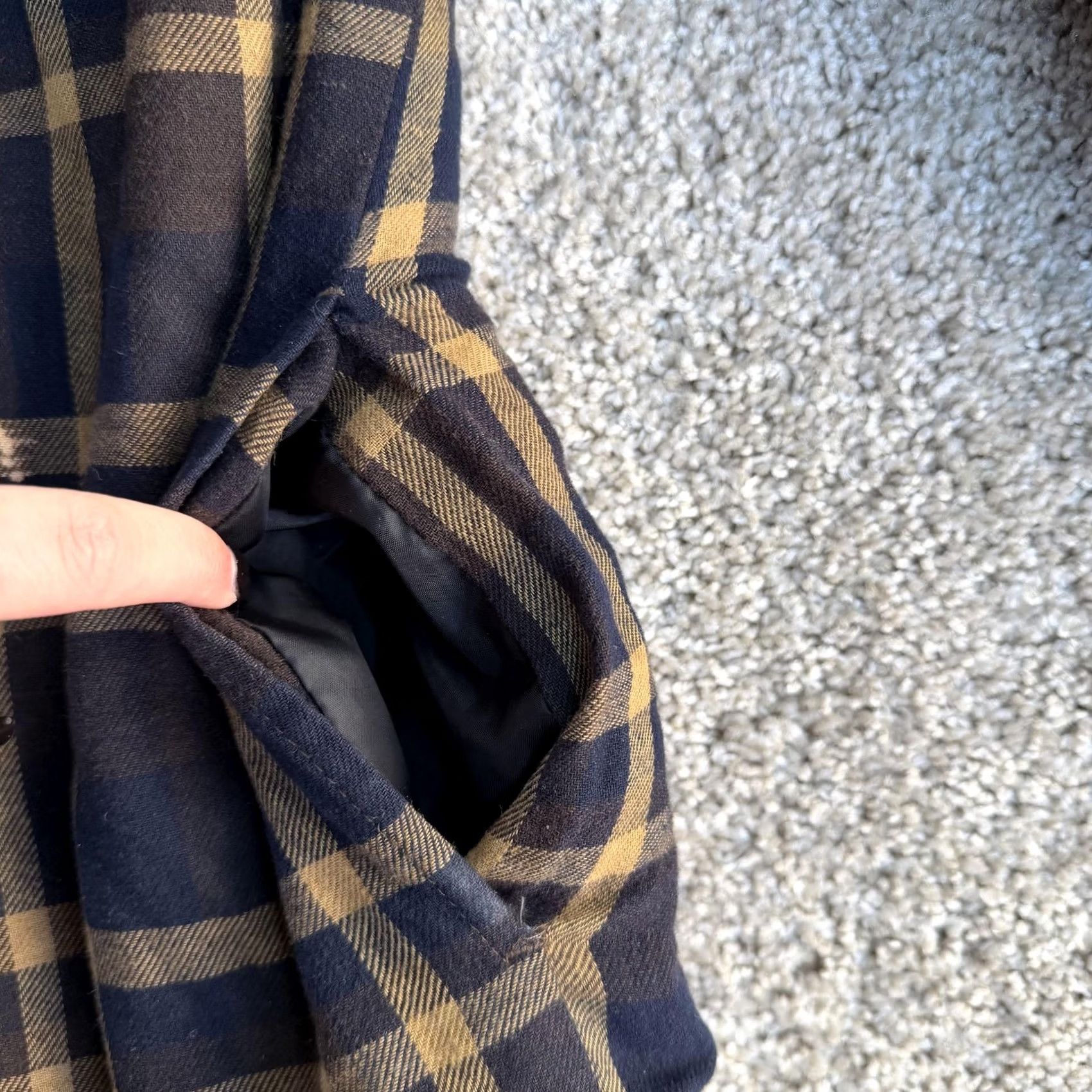 Vintage Coleman Shirt Jacket Mens M Blue Plaid Flannel Sherpa Lined Outdoor Hiking Casual Workwear Quilted Button Front Cuff Pockets Size US M / EU 48-50 / 2 - 7 Thumbnail