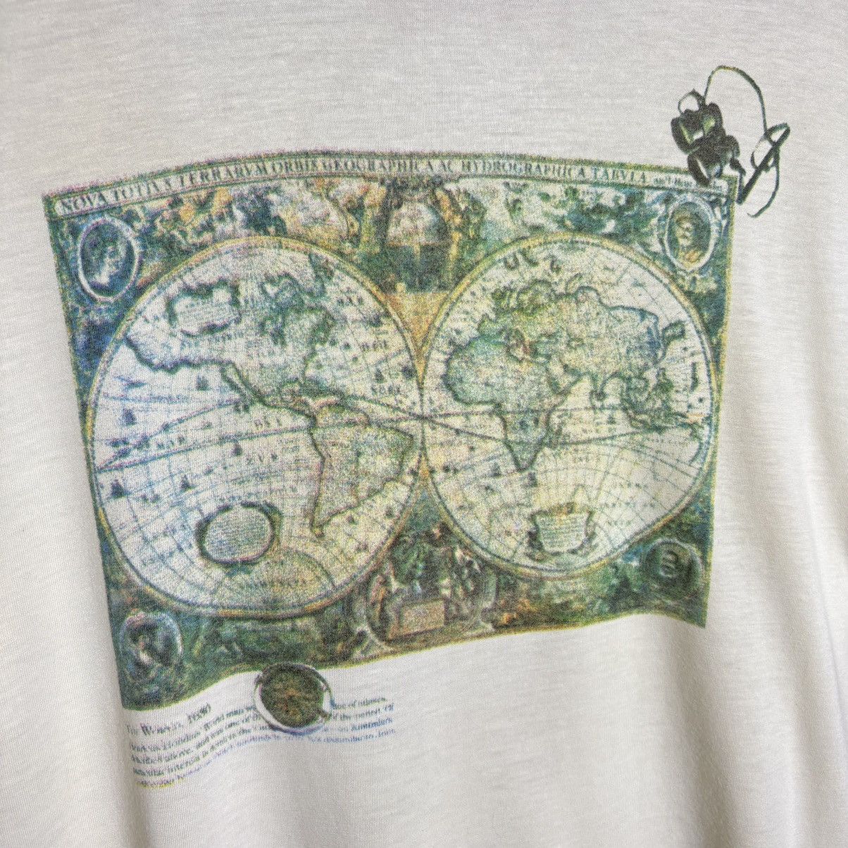 Vintage Vintage 90s The World Hydrographic Single Stitch Graphic Tee Size US L / EU 52-54 / 3 - 2 Thumbnail