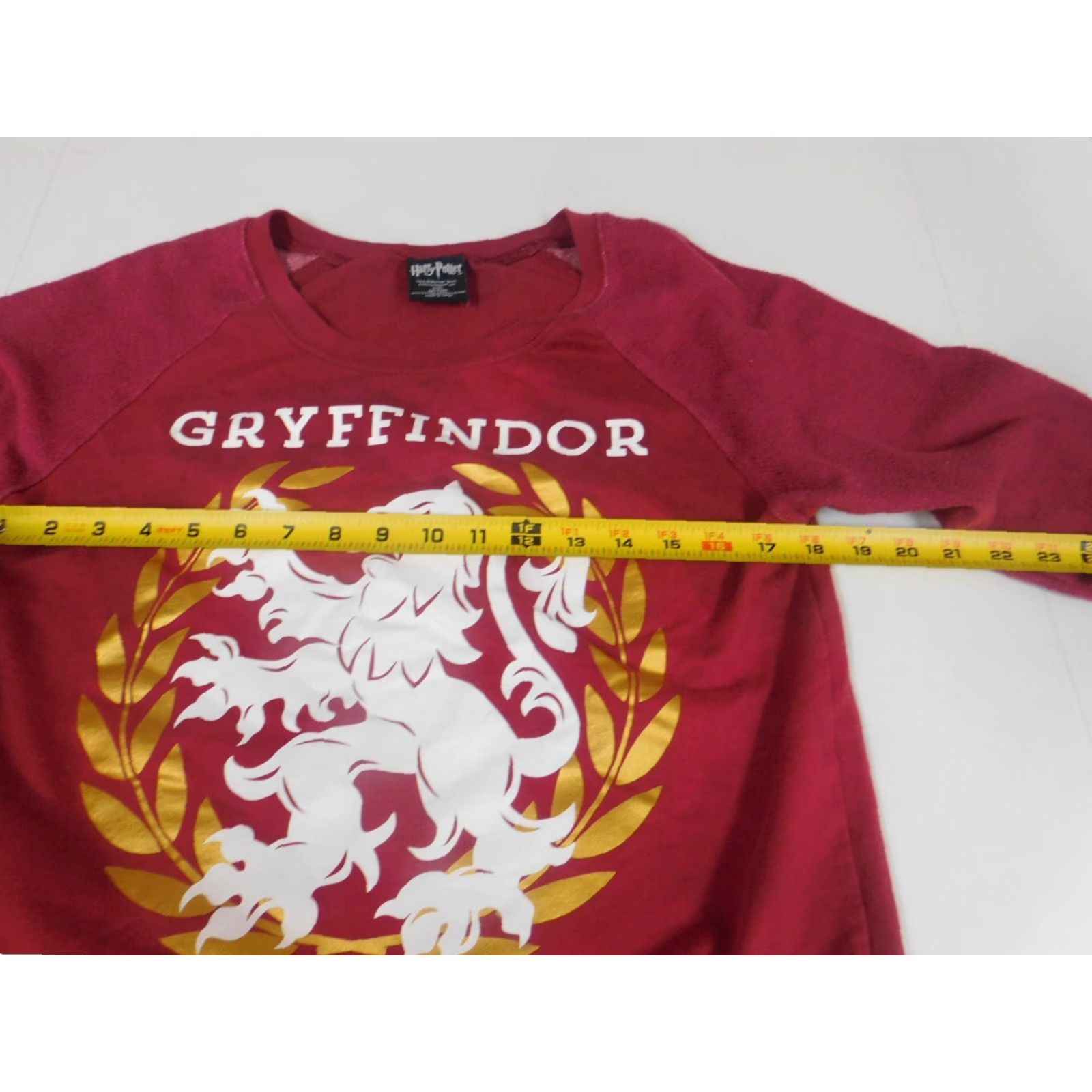 Vintage Harry Potter Womens Sweater M Red Crew Neck Pullover Embroidered Classic Knit Cotton Size M / US 6-8 / IT 42-44 - 5 Thumbnail