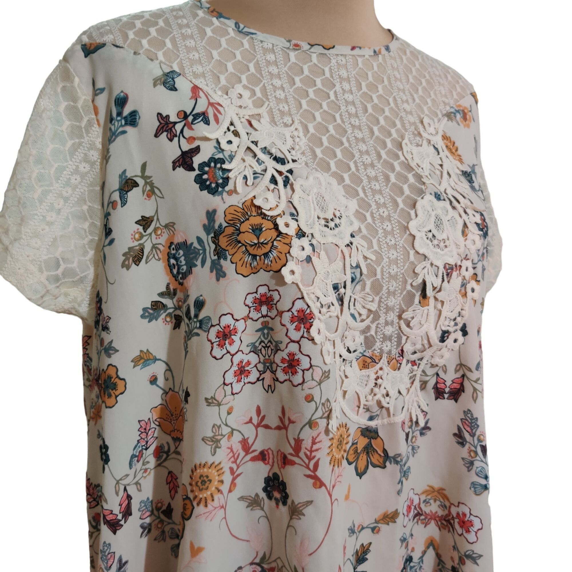 Other Loralette Womens Plus Size Blouse Floral Lace Cream Coquette Size 3XL / US 20-22 - 2 Thumbnail