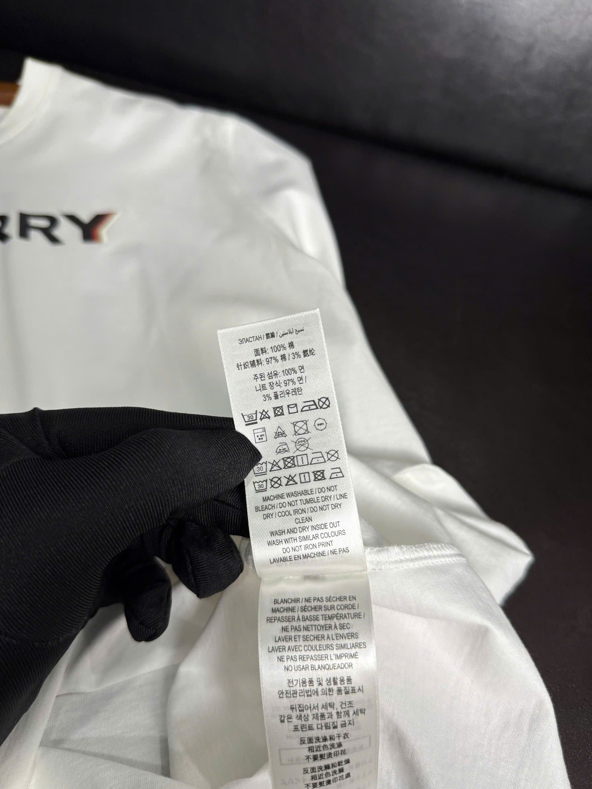 Burberry T SHIRT BURBERRY Size US M / EU 48-50 / 2 - 6 Thumbnail