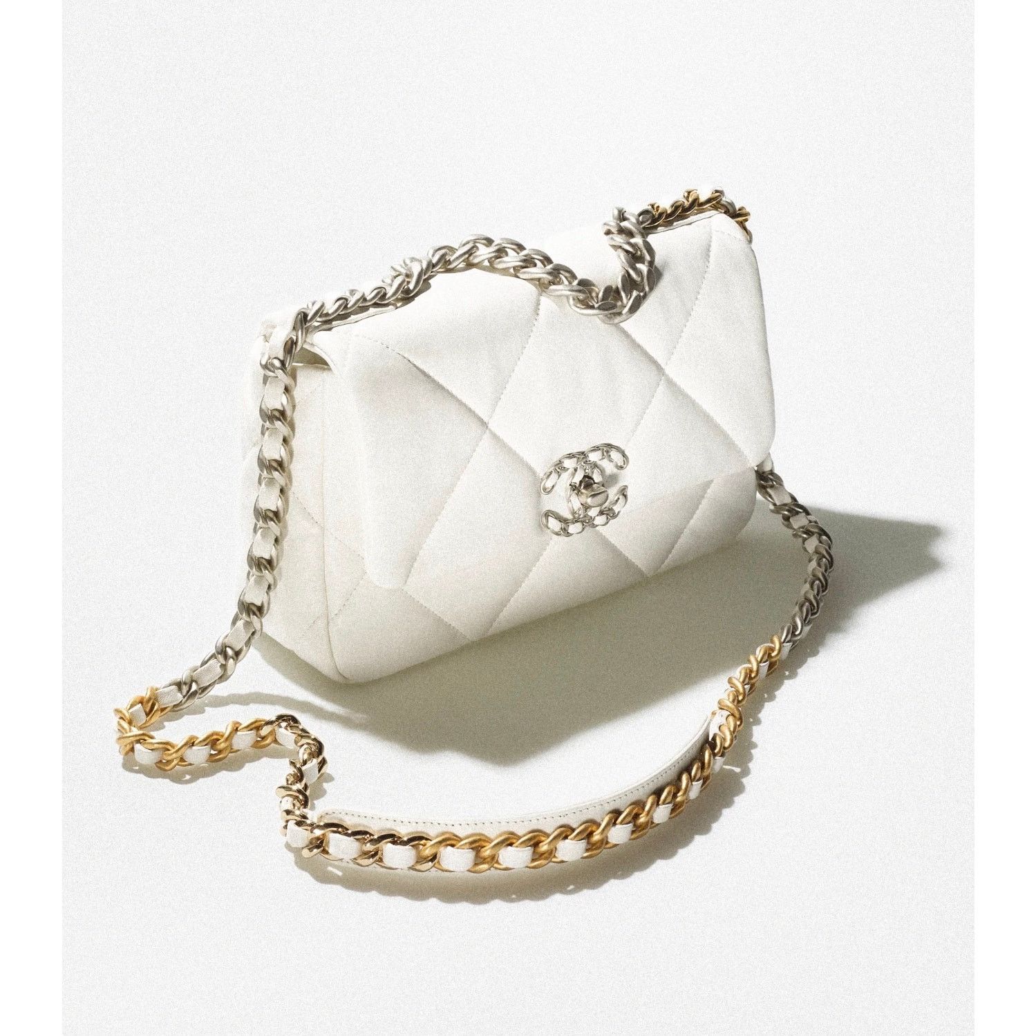 Chanel Chanel medium 19 flap bag white lambskin gold & silver tone Size ONE SIZE - 2 Thumbnail