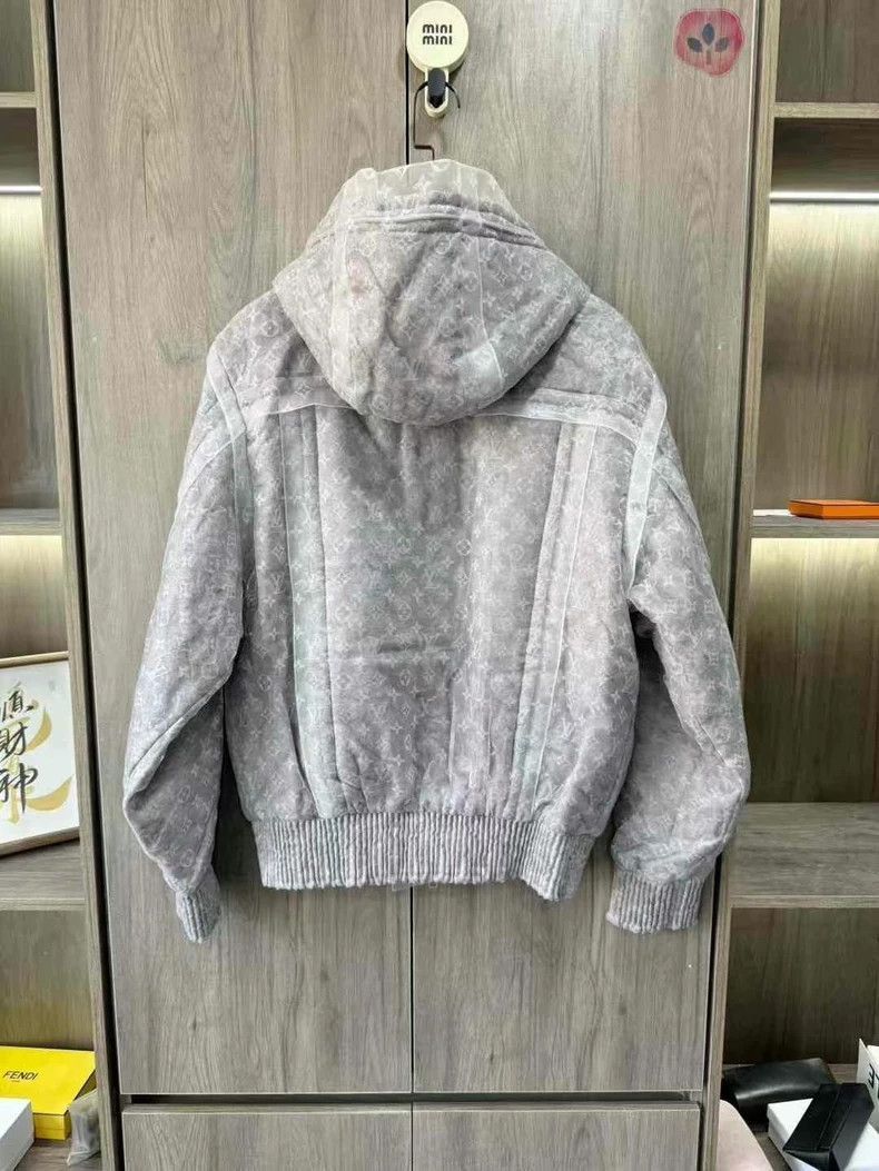Louis Vuitton LouisVuitton LouisVuitton organza printed zip-up hoodie-250 Size US L / EU 52-54 / 3 - 5 Thumbnail