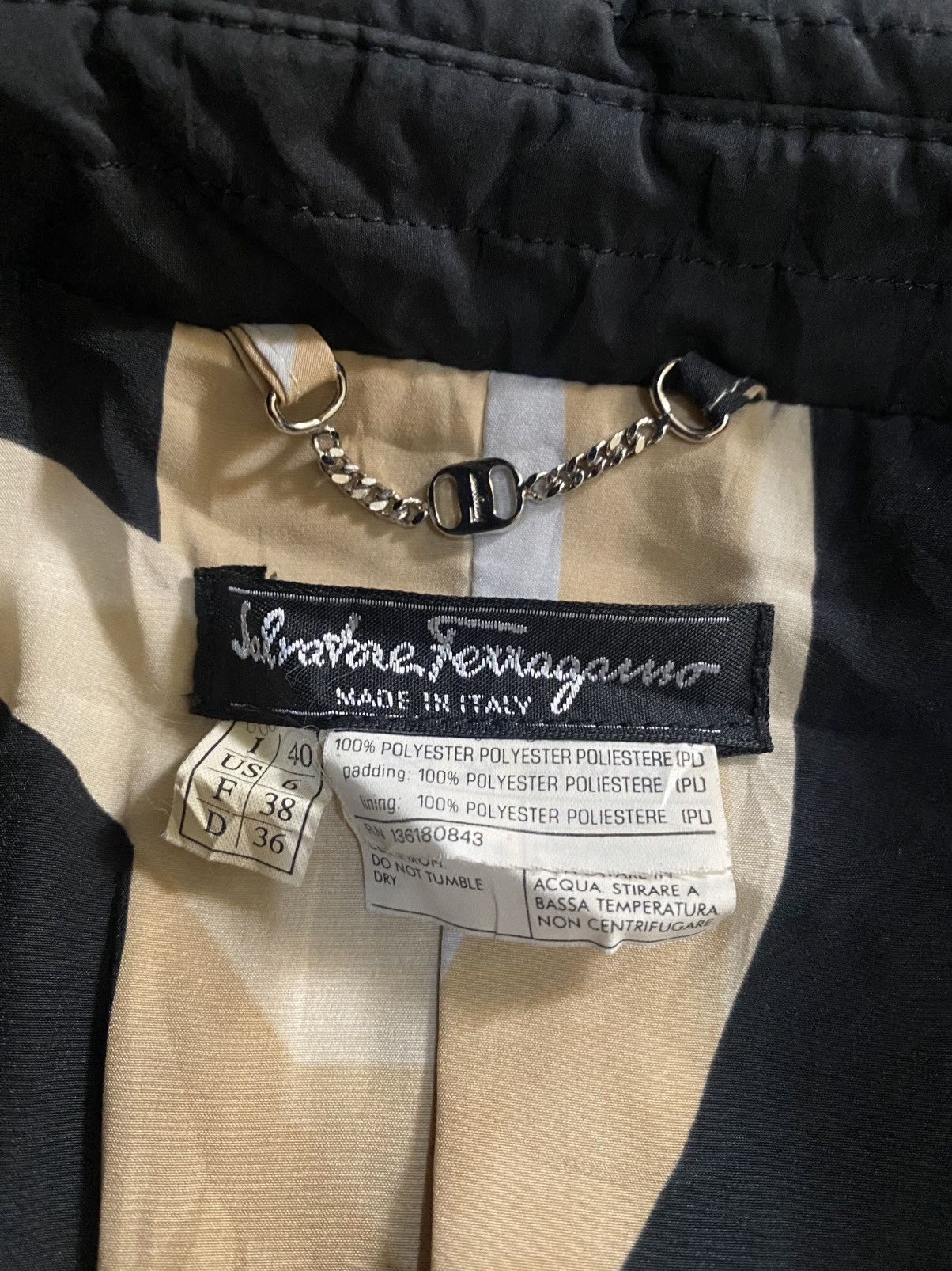 Salvatore Ferragamo Salvatore Ferragamo quilted jacket Size M / US 6-8 / IT 42-44 - 7 Thumbnail