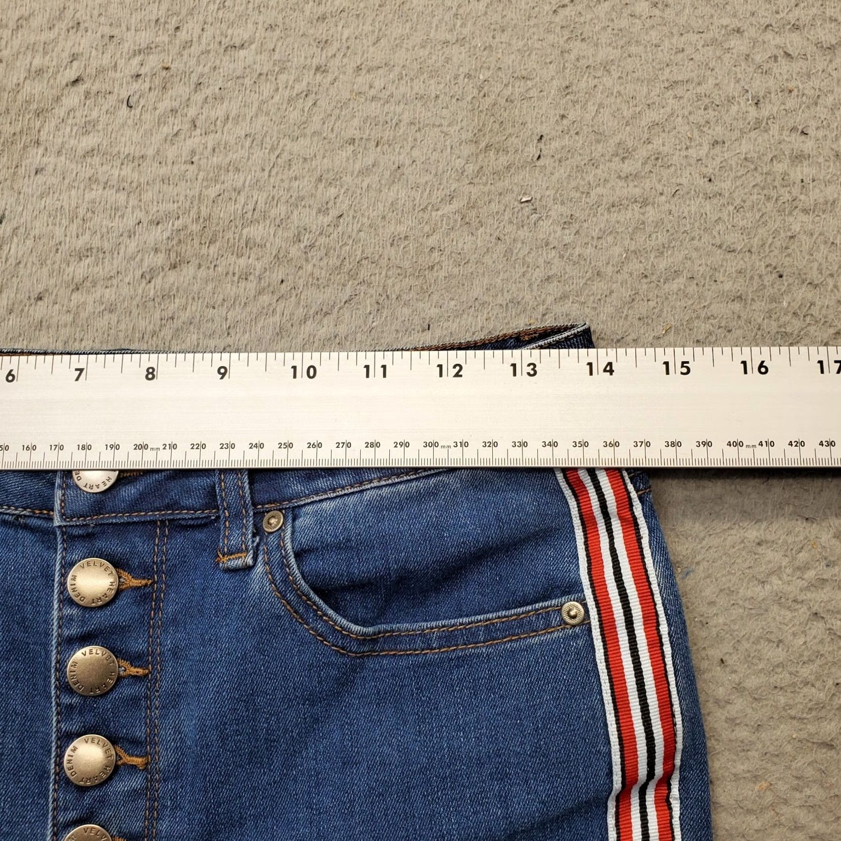 Velvet Velvet Heart Womens Jeans 27 Blue Denim Button Fly High Rise Skinny Ankle Shorts? Size 27" / US 4 / IT 40 - 5 Thumbnail