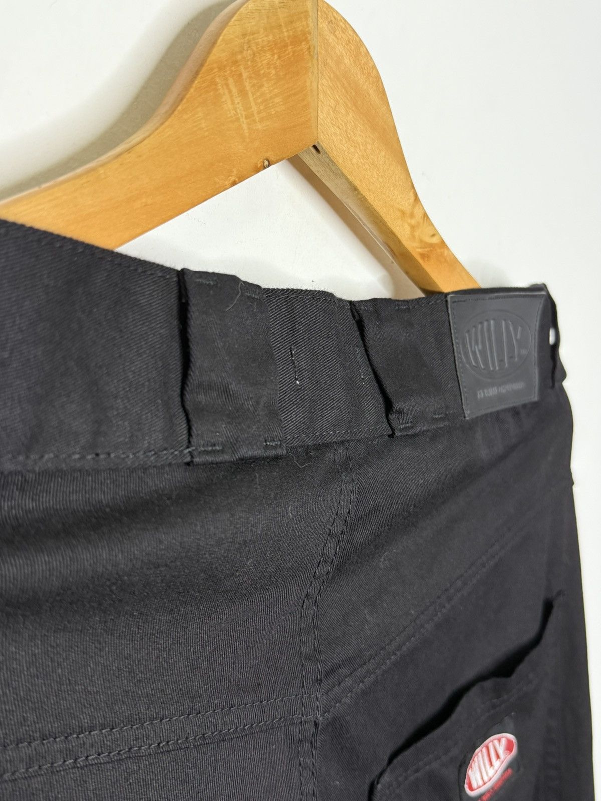 Willy Chavarria WILLY CHAVARRIA CARGO SHORTS Size US 32 / EU 48 - 12 Thumbnail