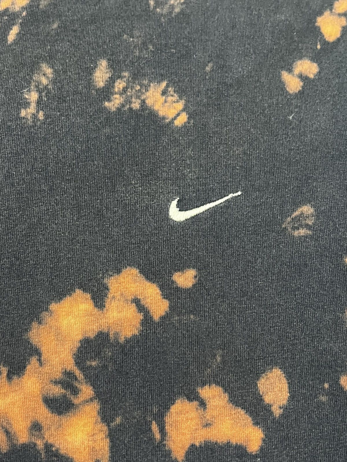 Nike Vintage 90s Nike Embroidered Swoosh Bleached Tie Dye Tee Size US L / EU 52-54 / 3 - 2 Thumbnail