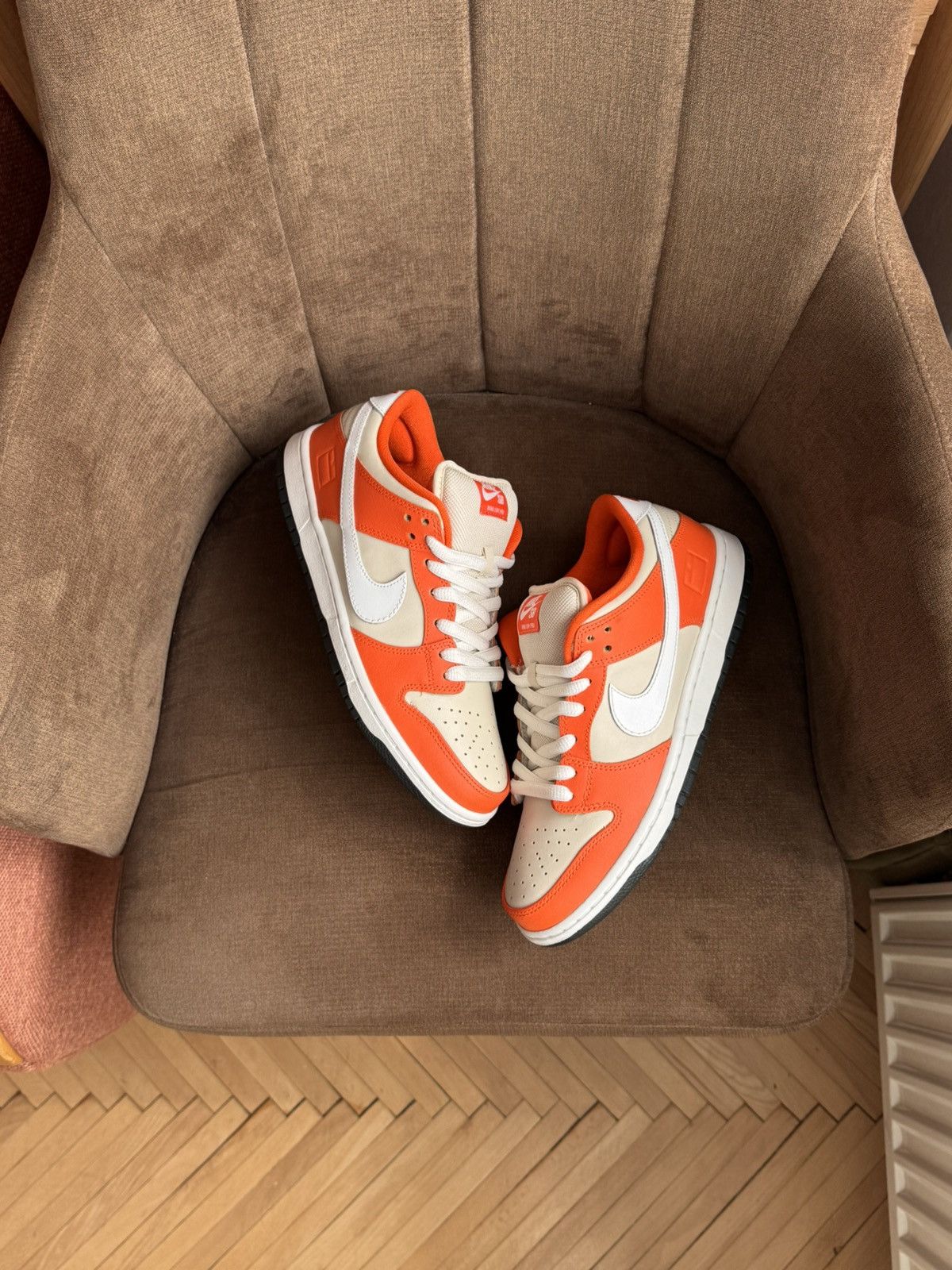 Nike VNDS! 2016 Nike SB Dunk Low Orange Box Size US 8 / EU 41 - 2 Thumbnail