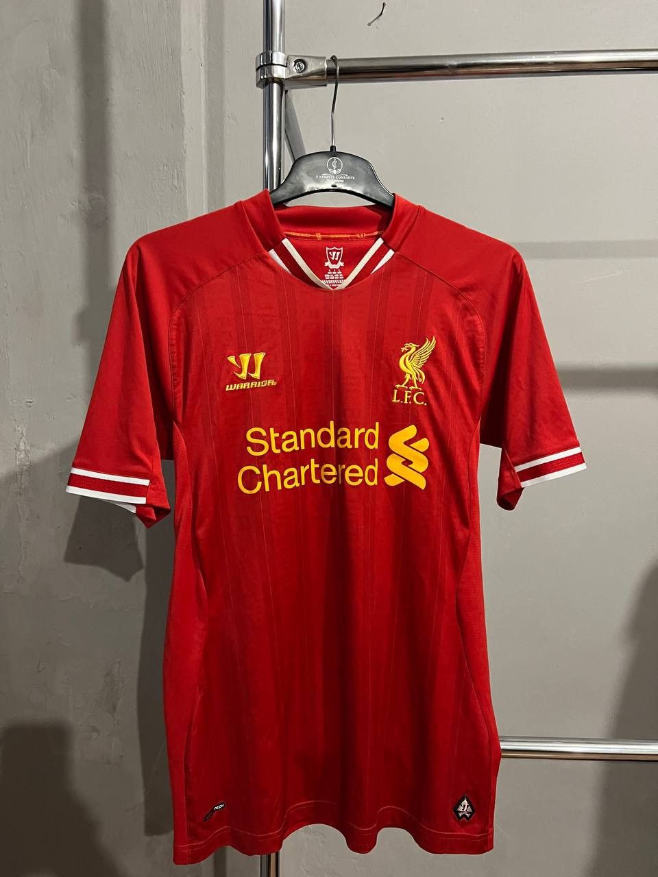 Warrior 2013/14 LIVERPOOL HOME SOCCER JERSEY FOOTBALL SHIRT L MENS Size US L / EU 52-54 / 3 - 2 Thumbnail