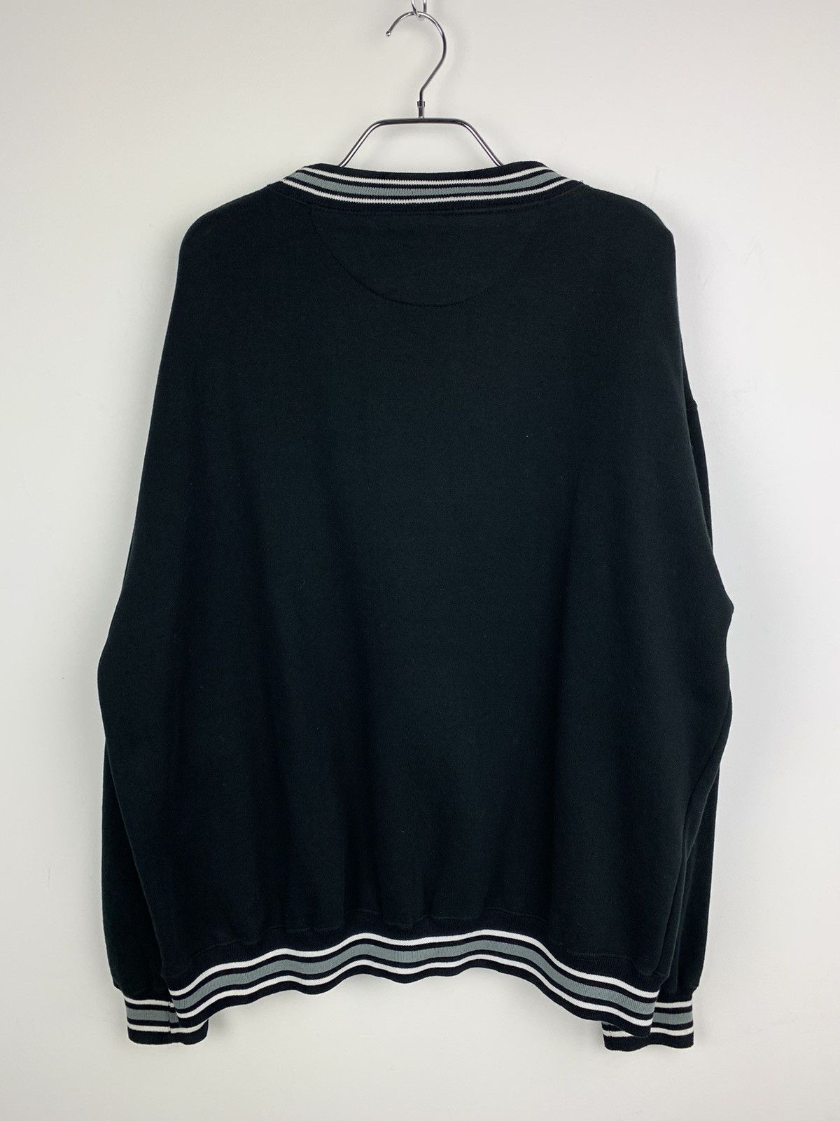 NFL × Vintage Vintage NFL Oakland Raiders Sweatshirt XL Size Size US XL / EU 56 / 4 - 2 Thumbnail