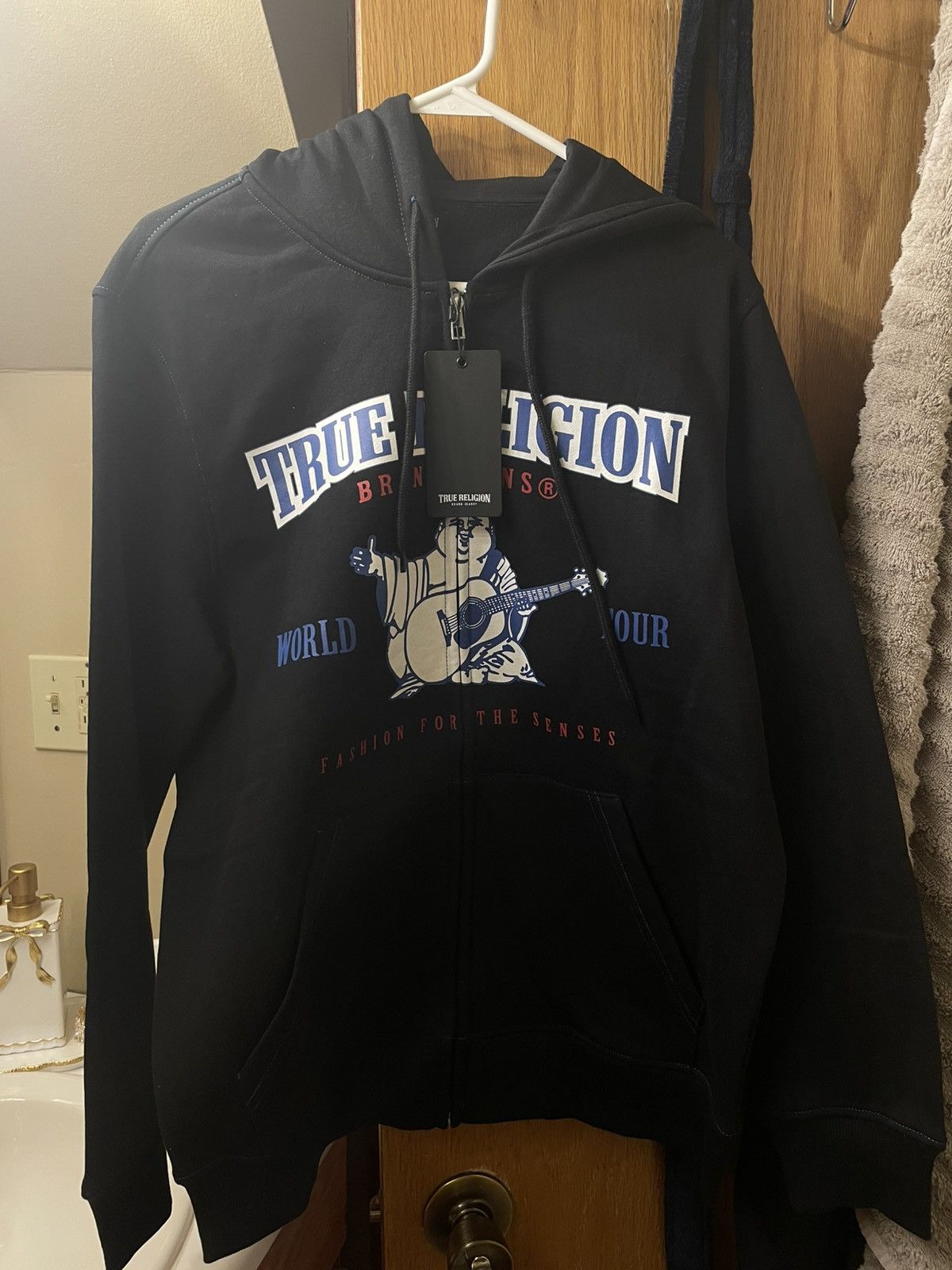 True Religion True Religion Black Buddah ZipUp Hoodie NEVER WORN BRAND NEW Size US M / EU 48-50 / 2 - 5 Thumbnail
