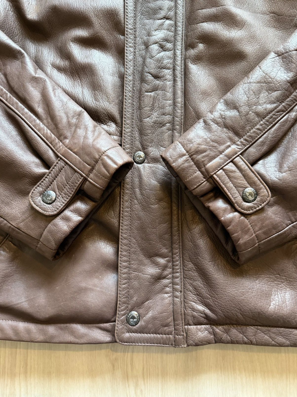 Roundtree & Yorke intage Roundtree & Yorke Leather Bomber Sz L Size US L / EU 52-54 / 3 - 8 Thumbnail